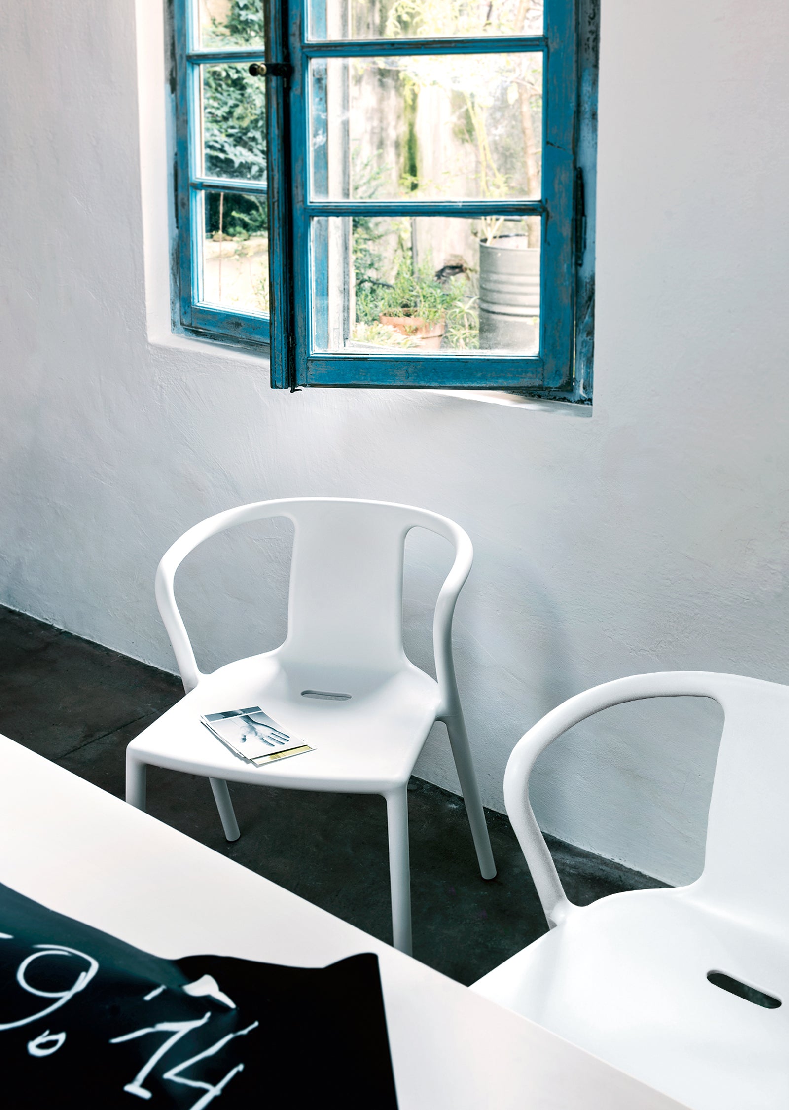 Air-Armchair