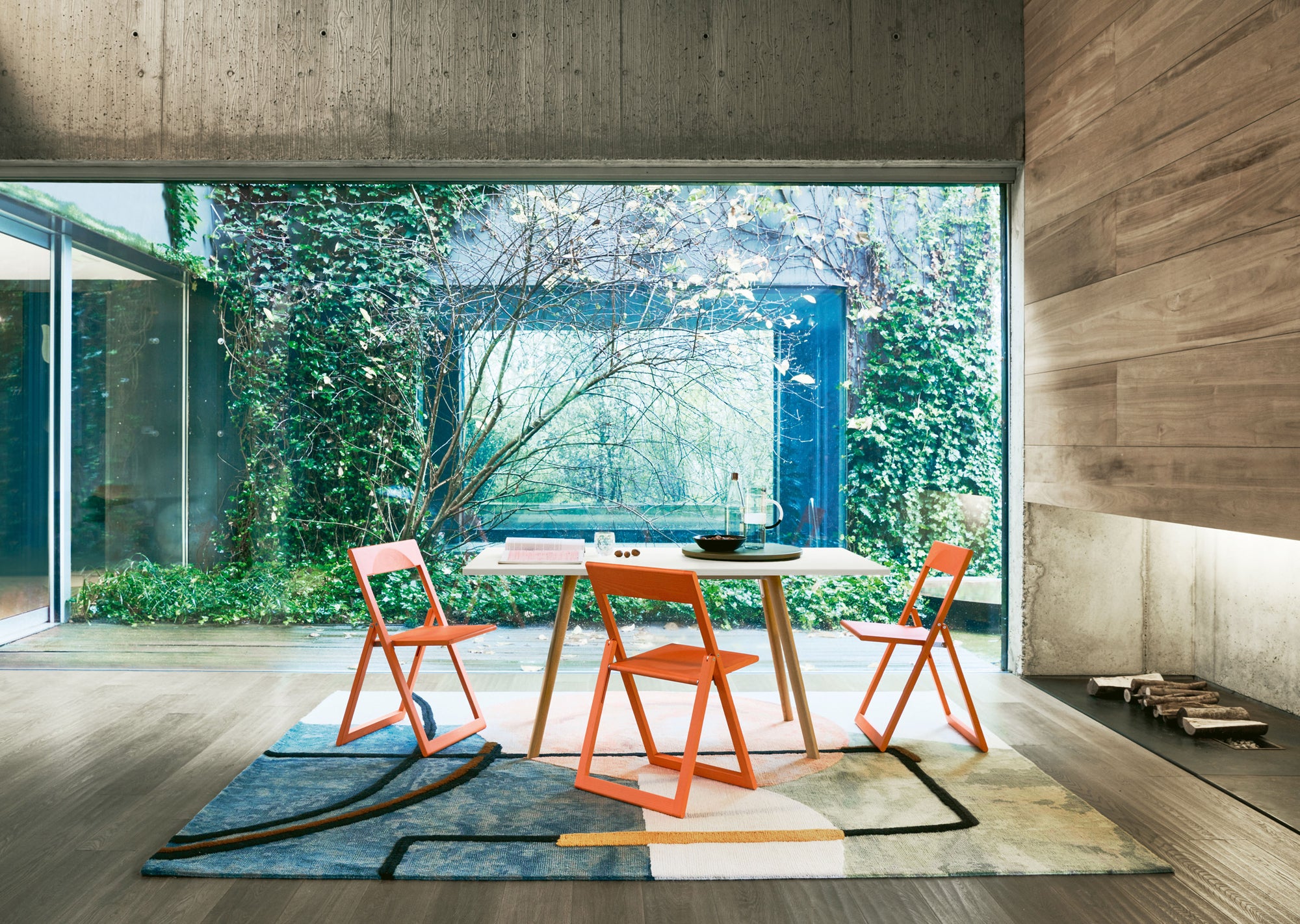 Aviva Folding Chair