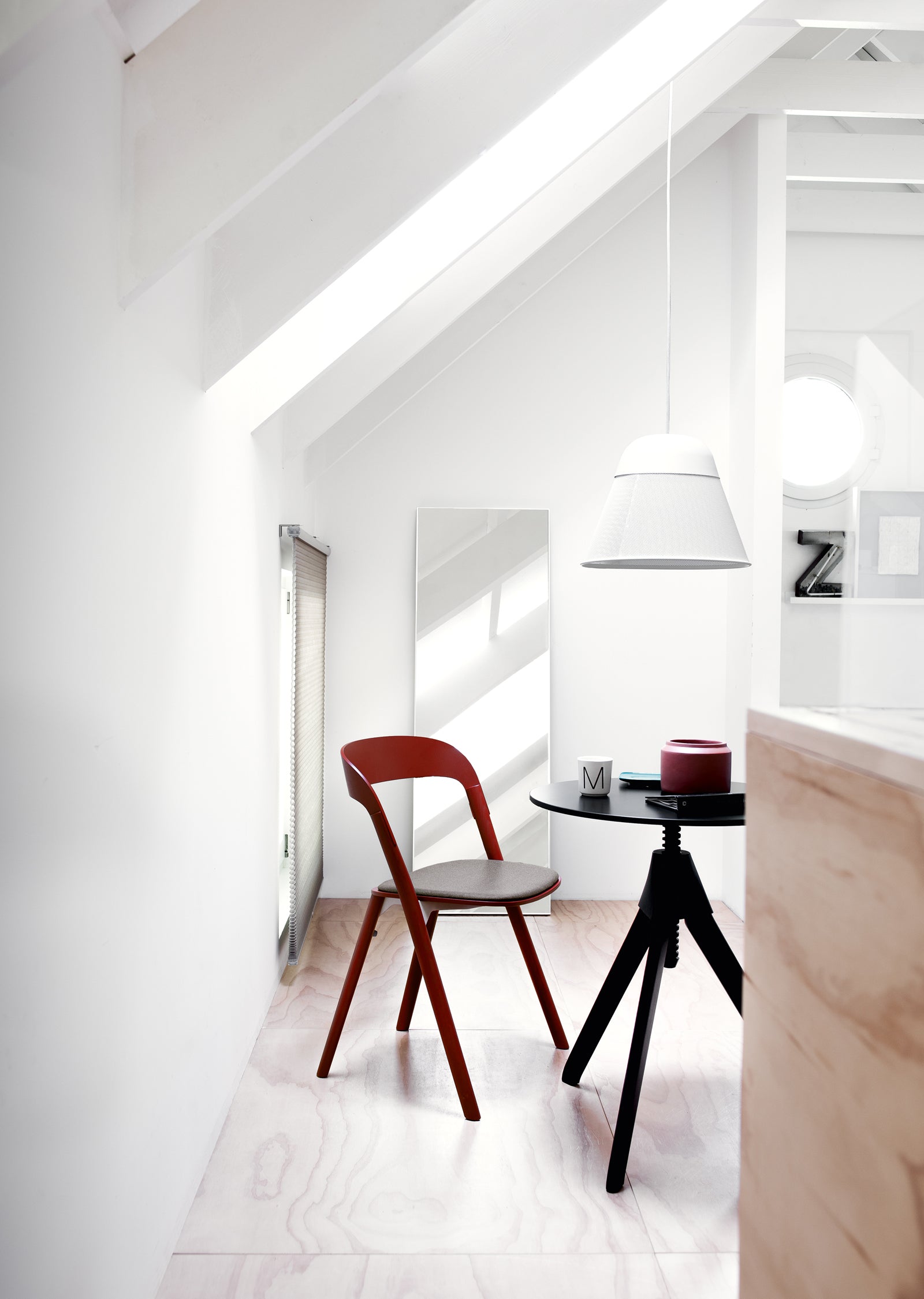 Pila Chair — Upholstered