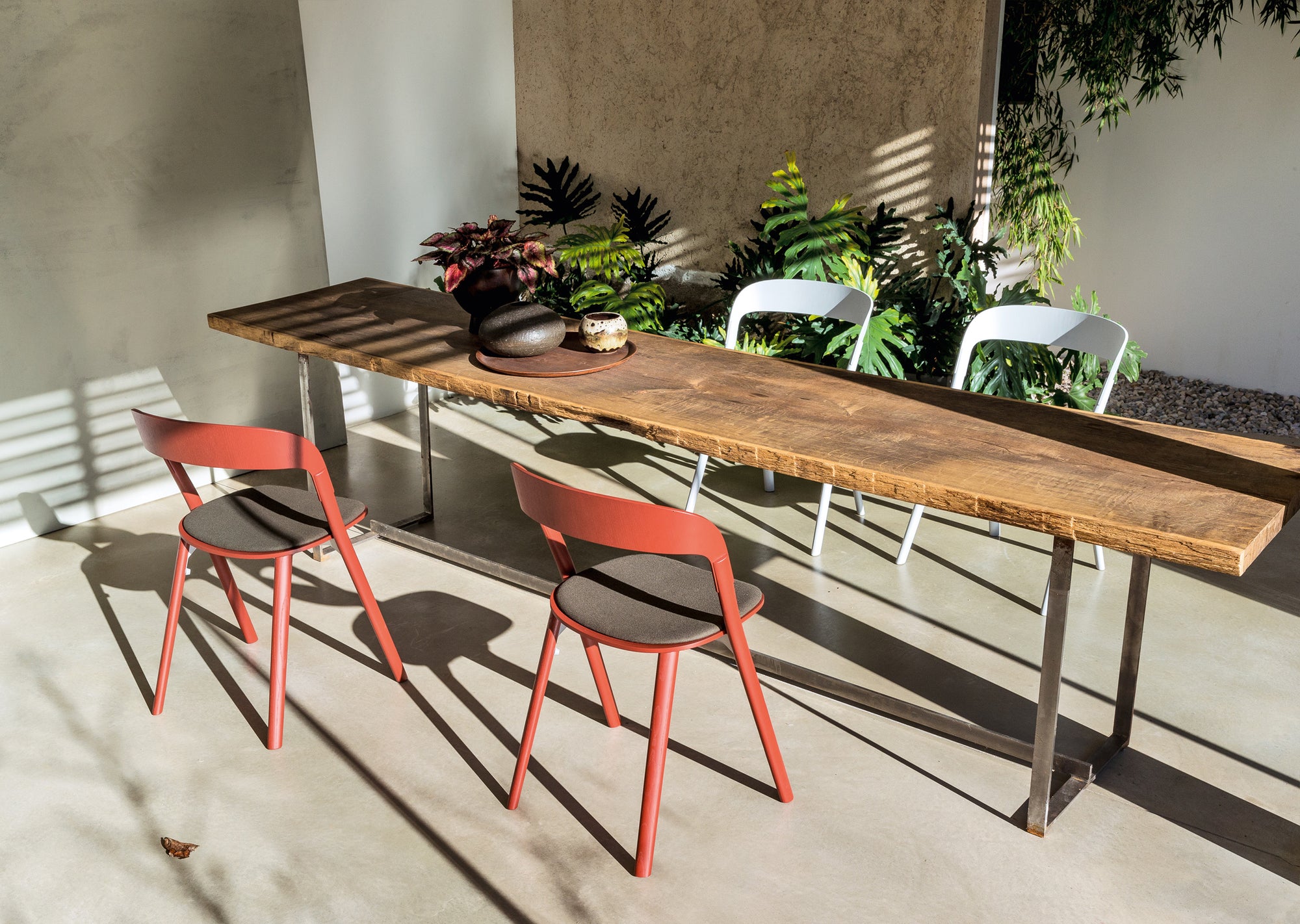 Pila Chair — Upholstered