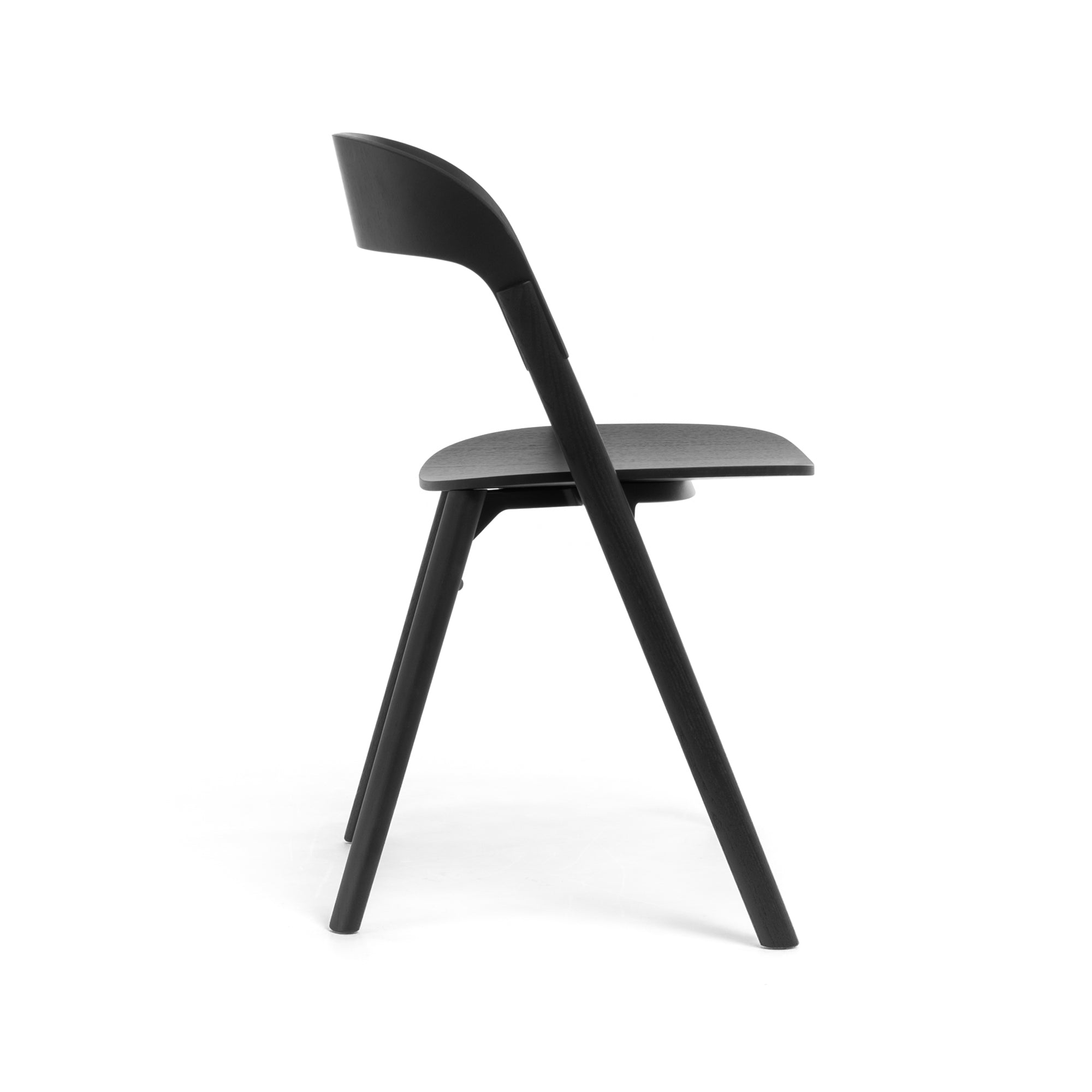 Pila Chair