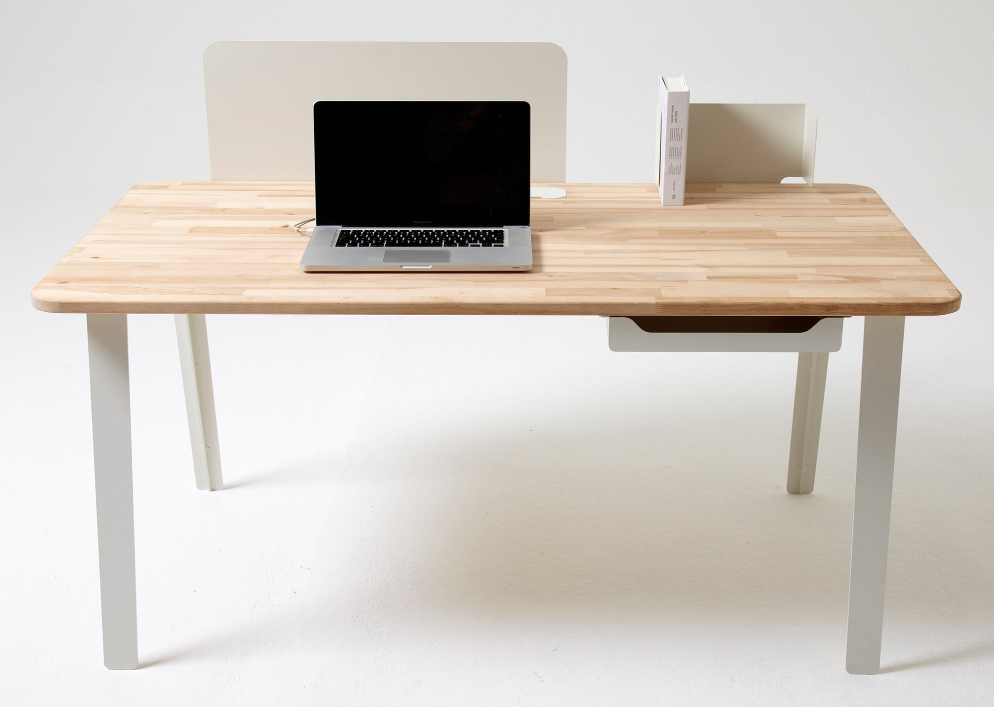 Mantis Desk