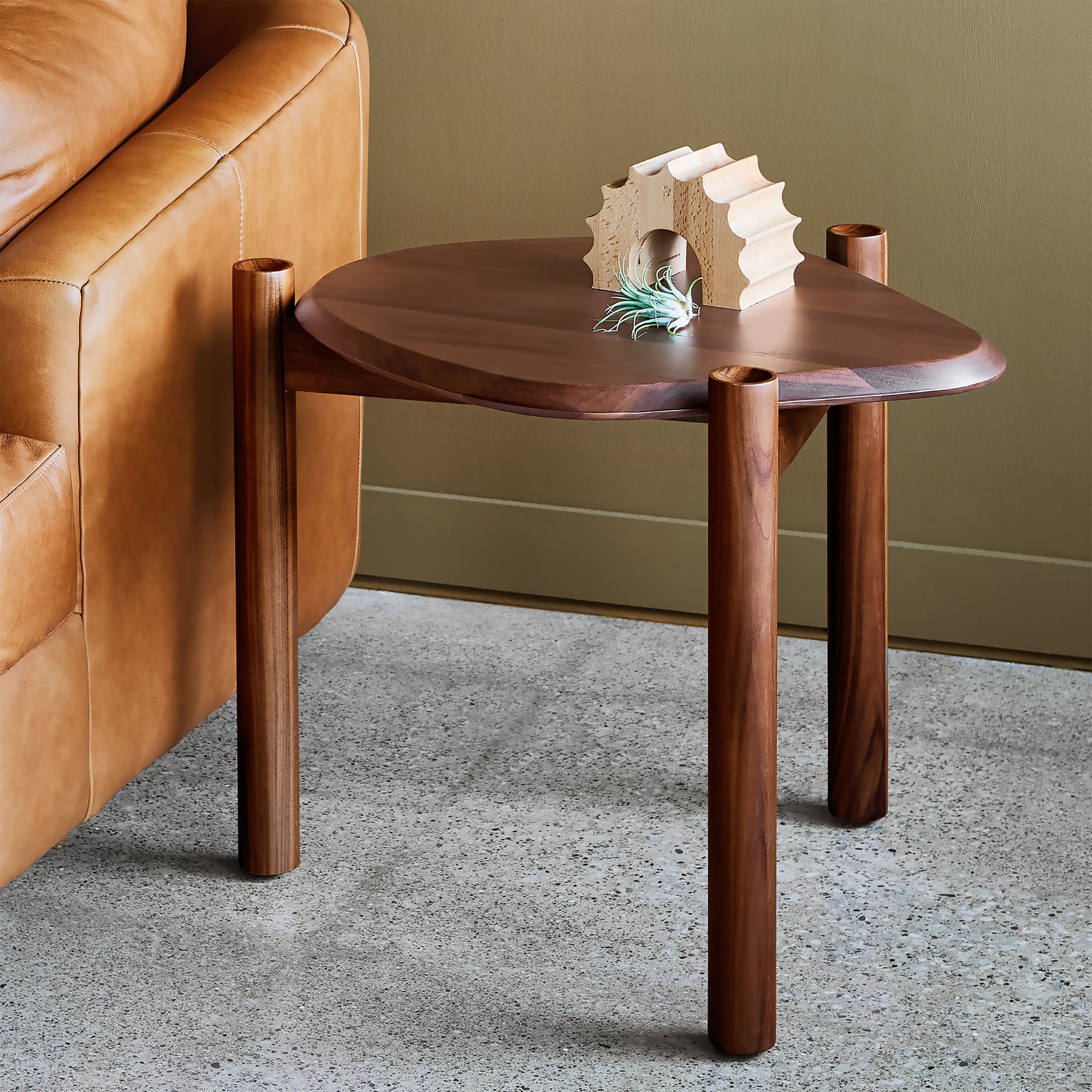 Monarch Coffee and End Table