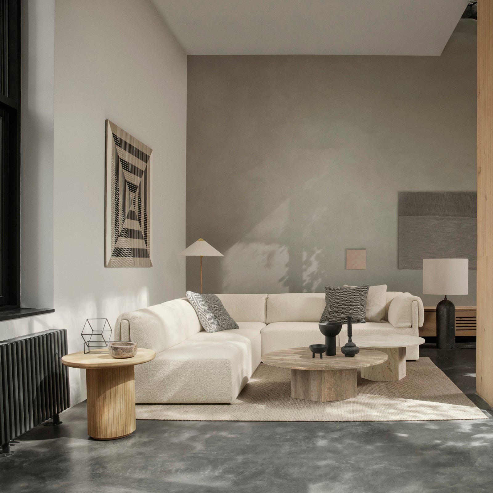 Moon Lounge Table