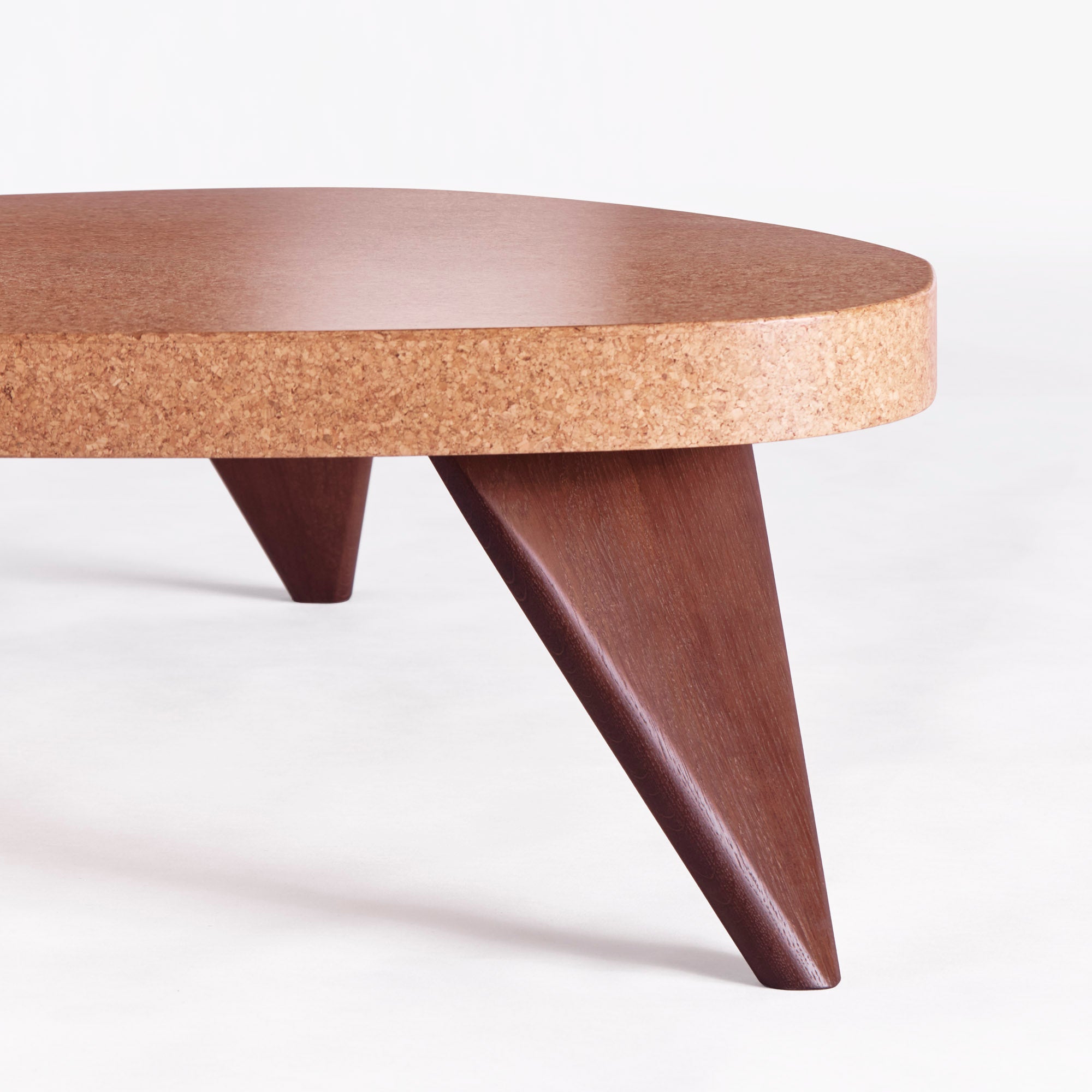 Plectrum Table