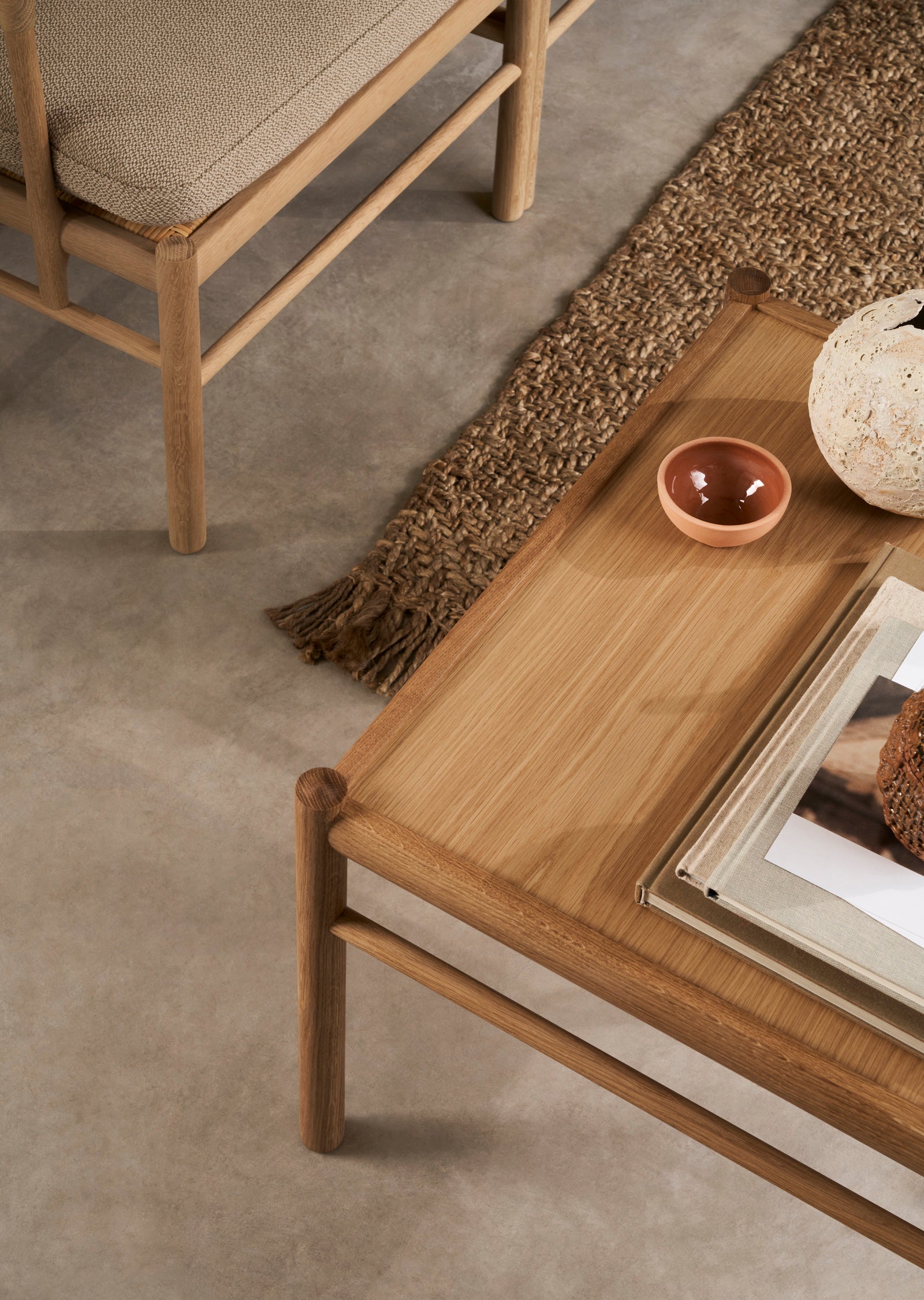 OW449 Colonial Coffee Table