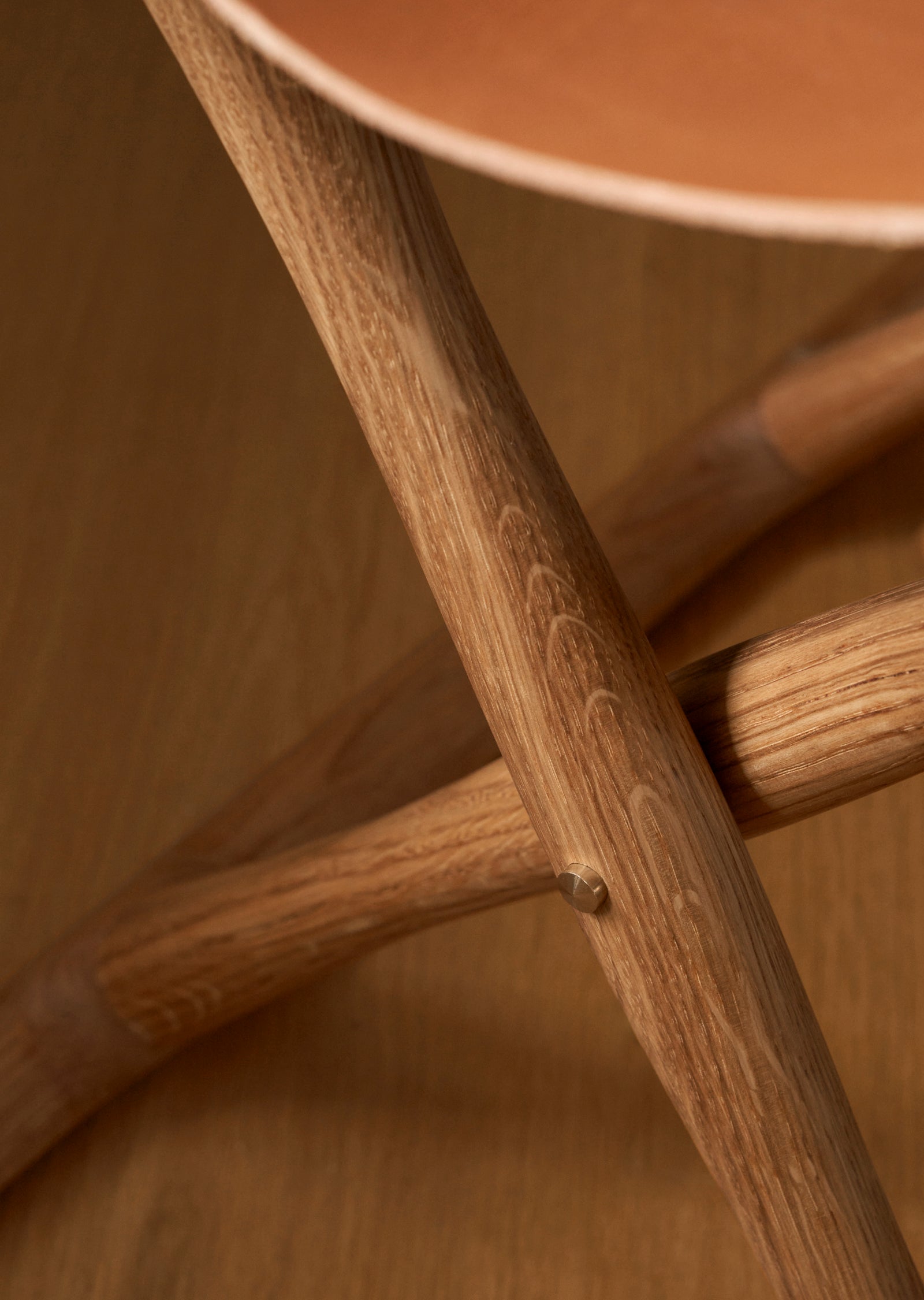 OW2000 Egyptian Folding Stool