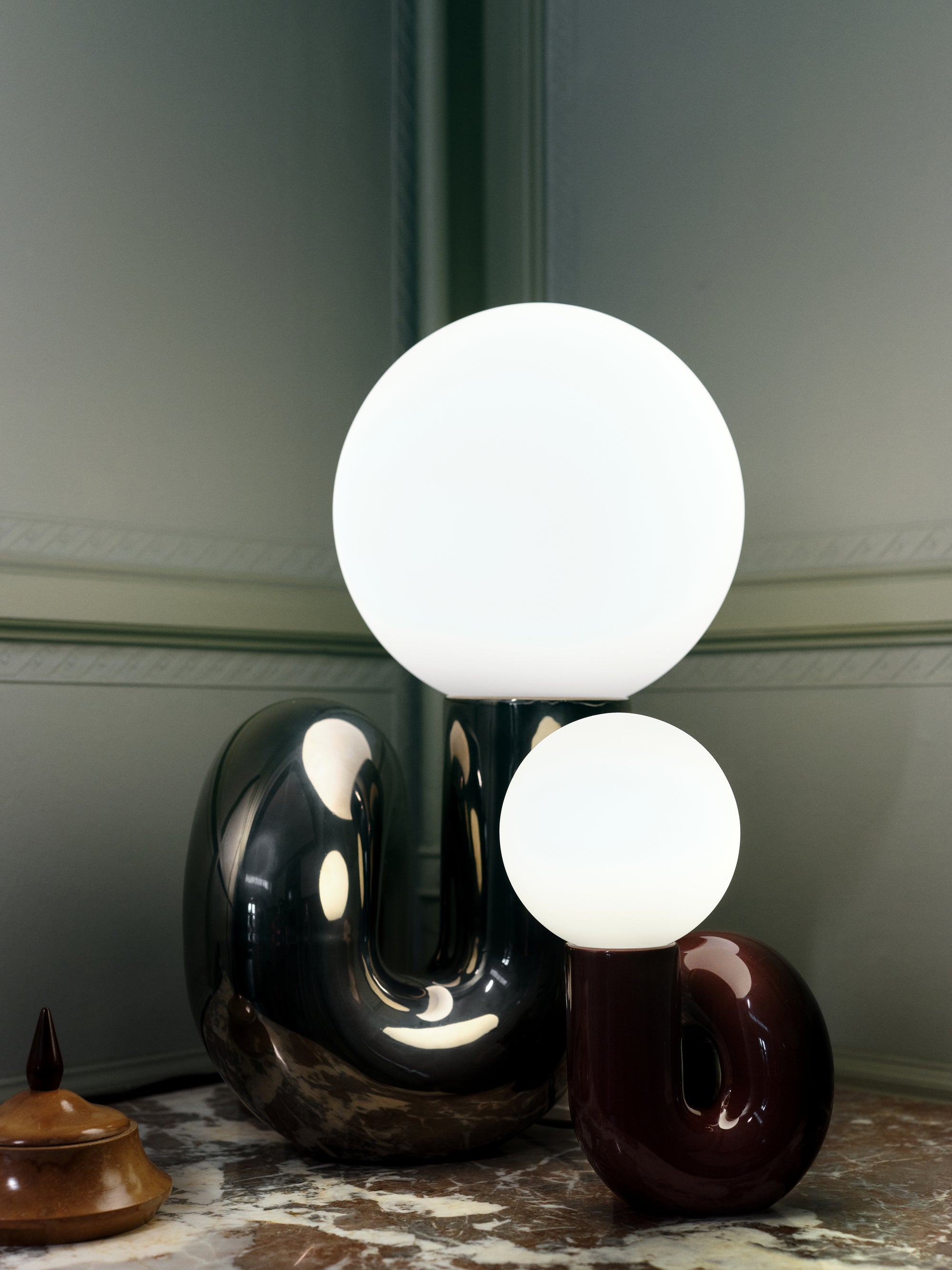 Neotenic Table Lamp