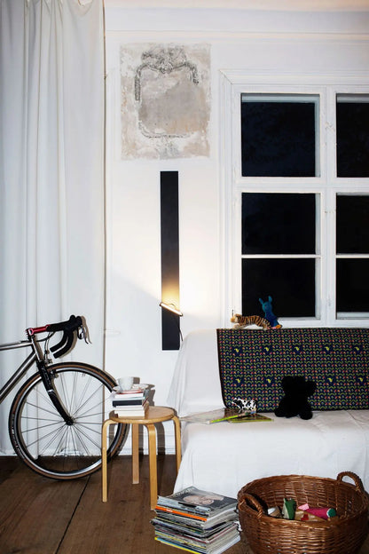 Piazza Linear Magnetic Wall Lamp