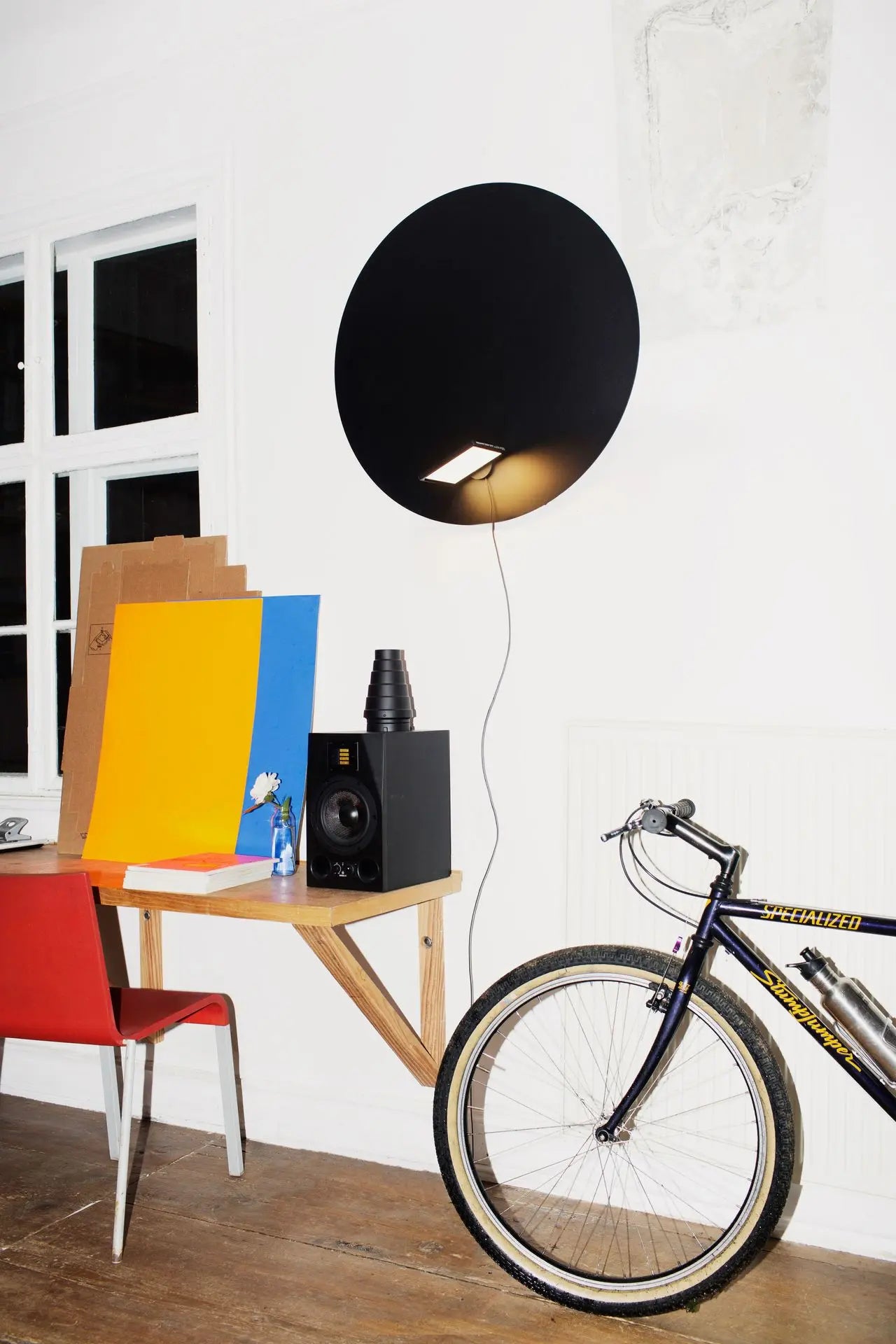 Piazza Round Magnetic Wall Lamp
