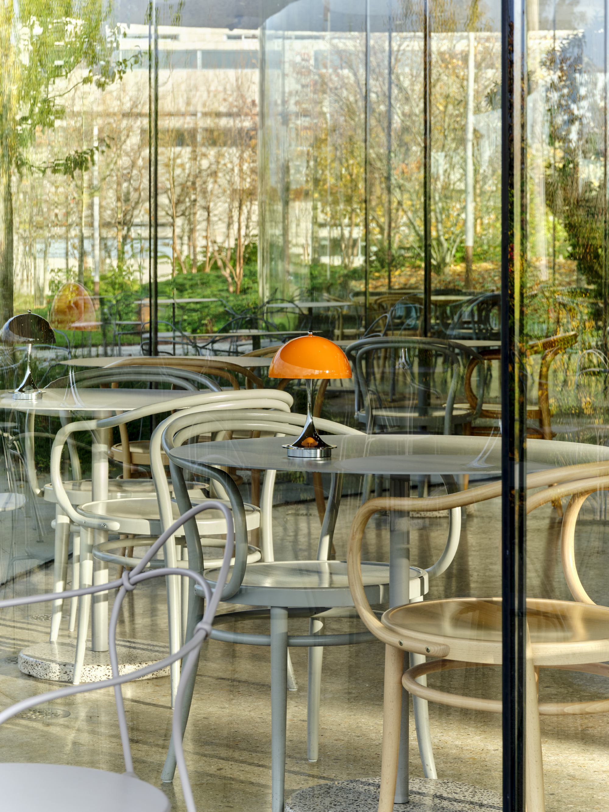 Panthella 160 Portable Lamp