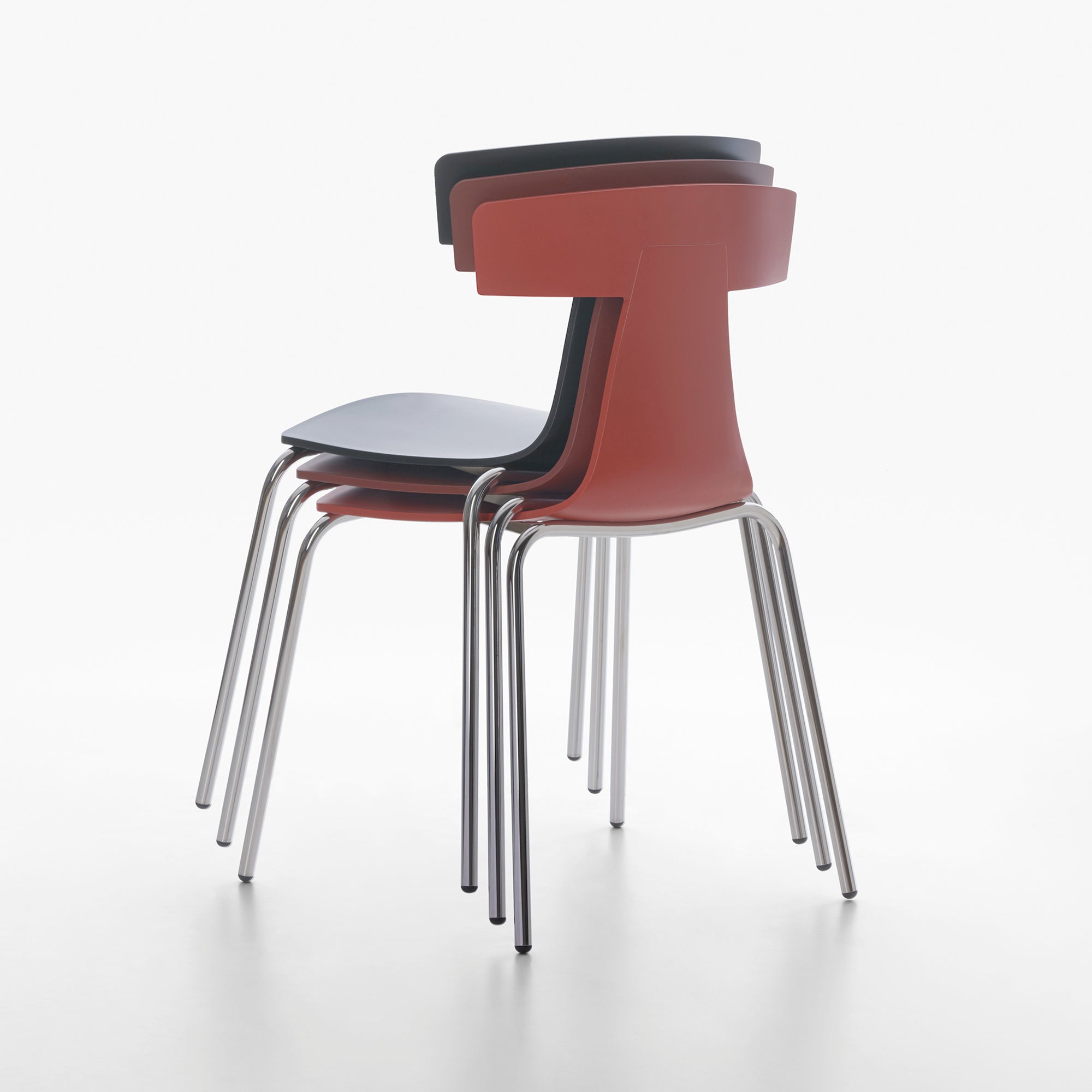 Remo Chair — Plastic