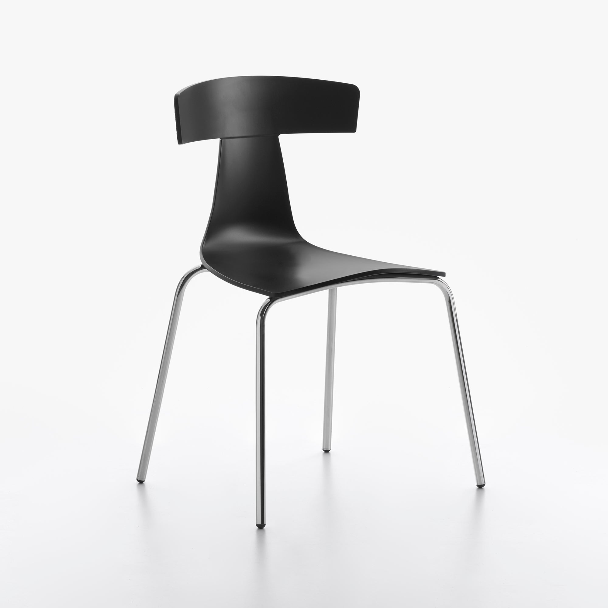 Remo Chair — Plastic