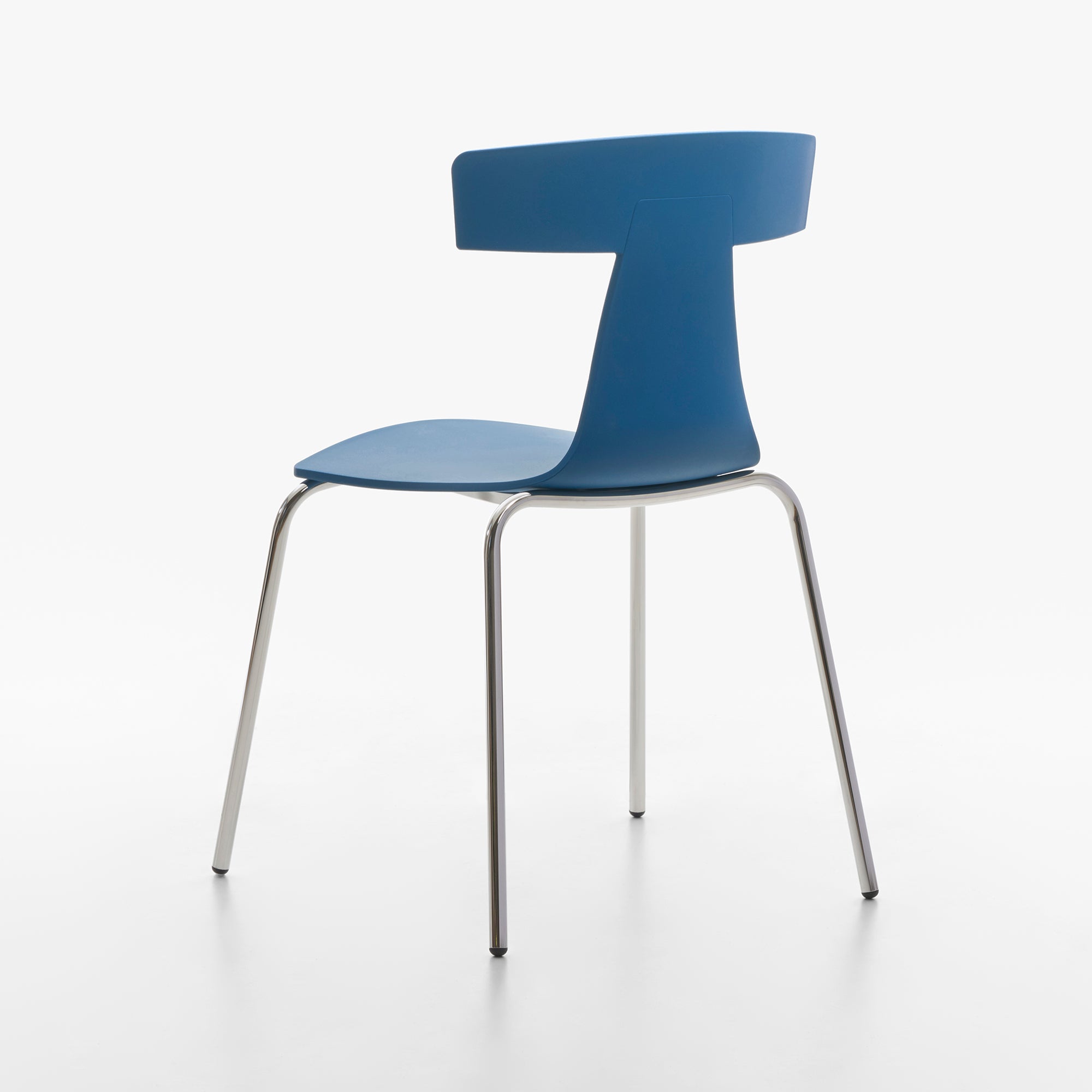 Remo Chair — Plastic