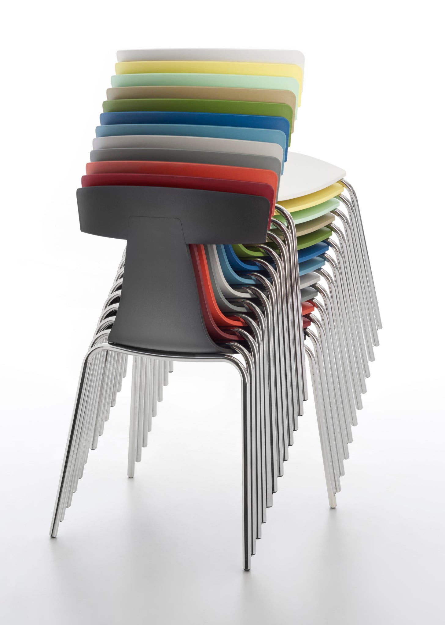 Remo Chair — Plastic