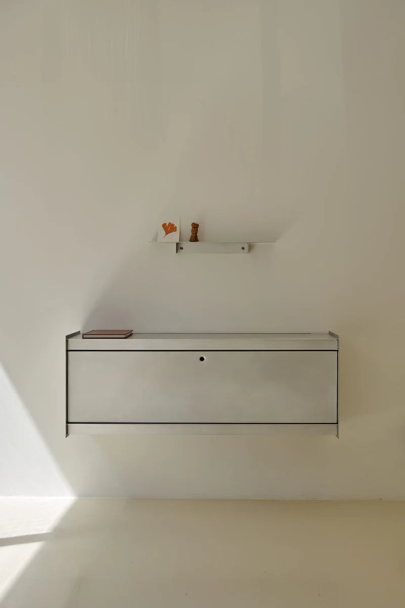 Plie Wall Mount 1 Big Drawer