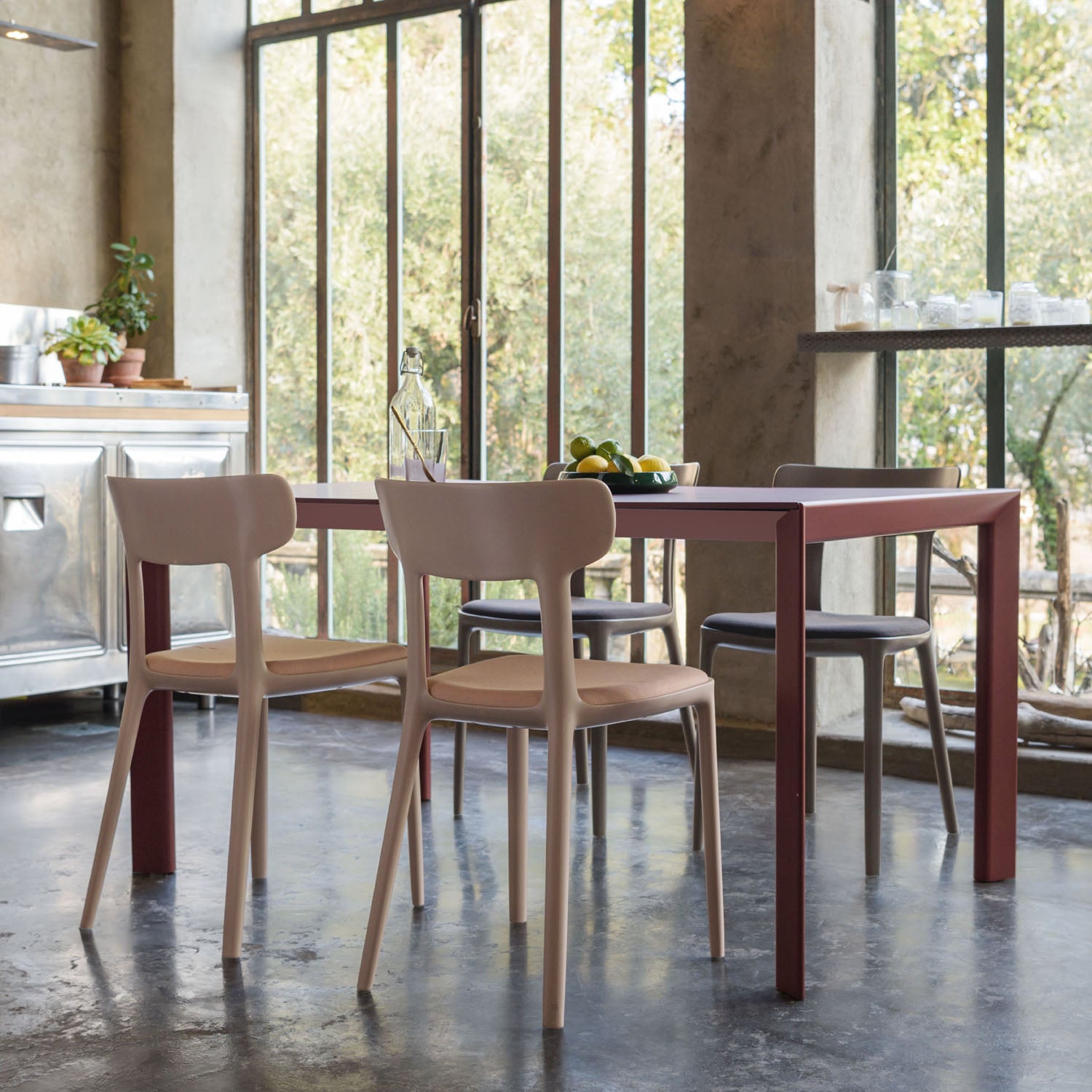 Queue Dining Chair