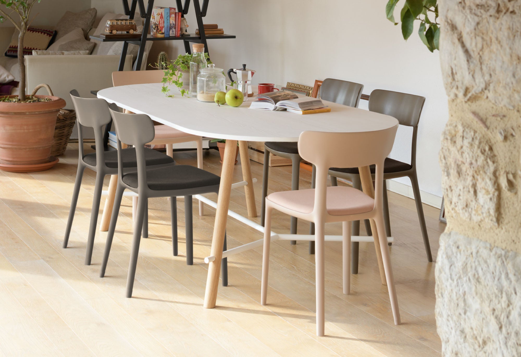Queue Dining Chair