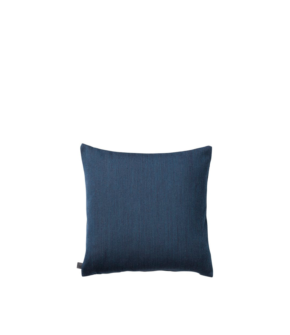 R17 Råbjerg Square Cushion — Blue Cotton