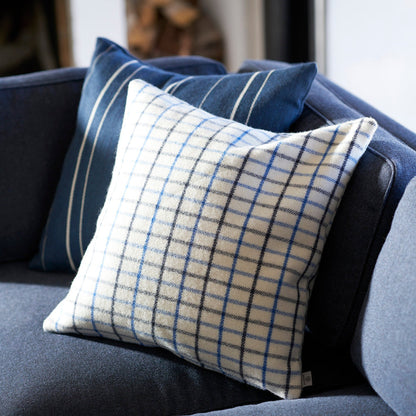 R17 Råbjerg Square Cushion — Blue Cotton