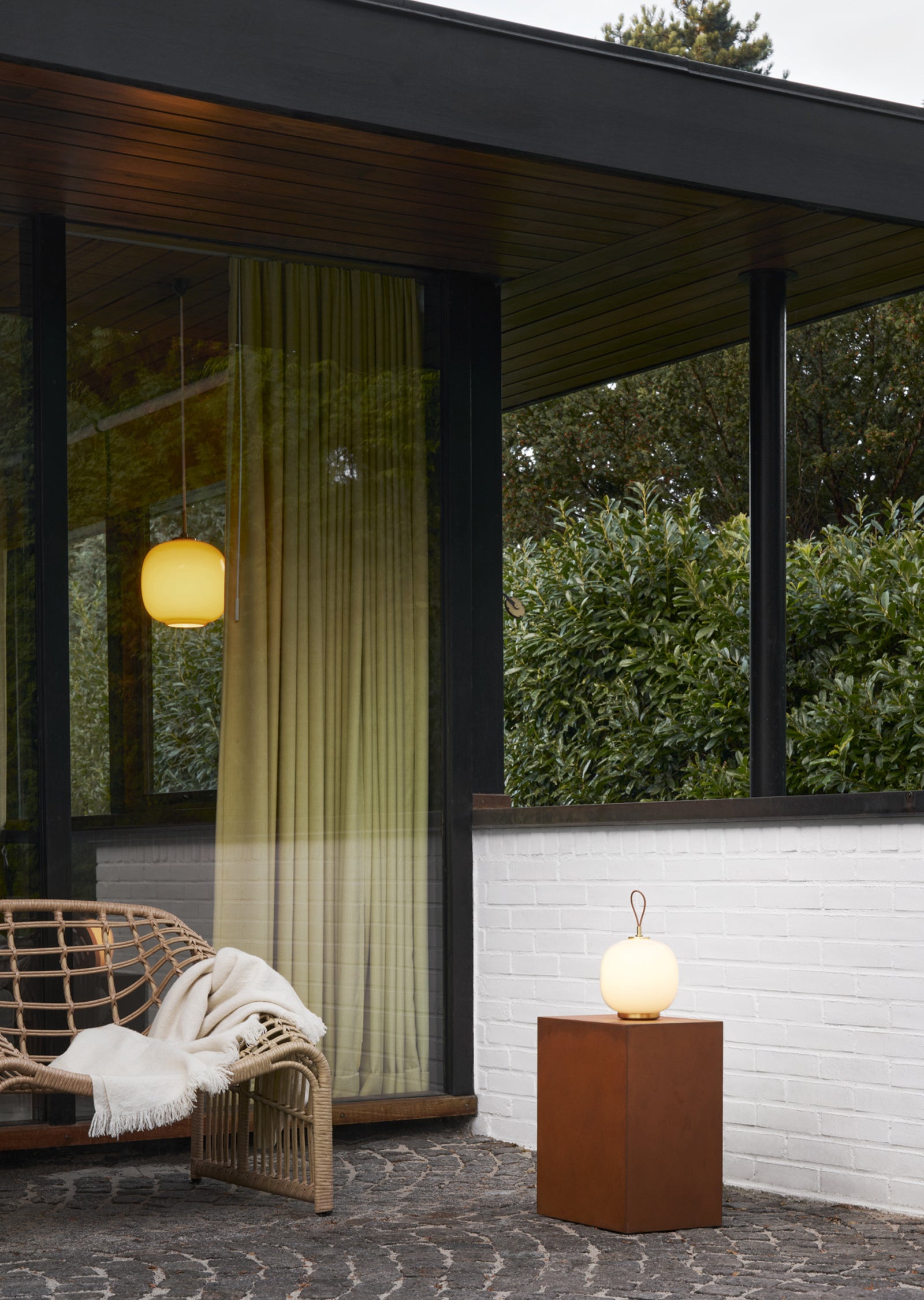VL 45 Portable Lamp