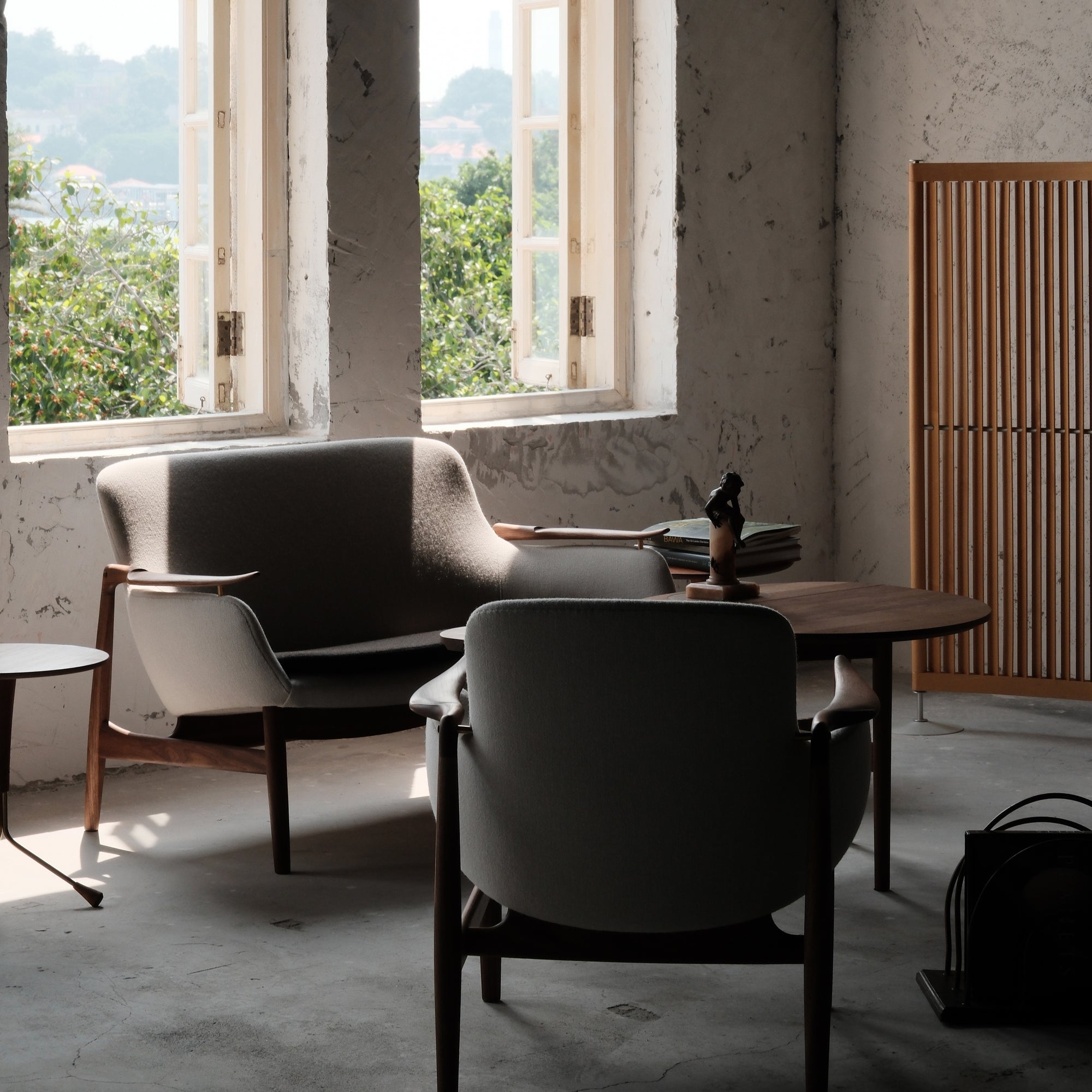 53 Chair with Cushion
