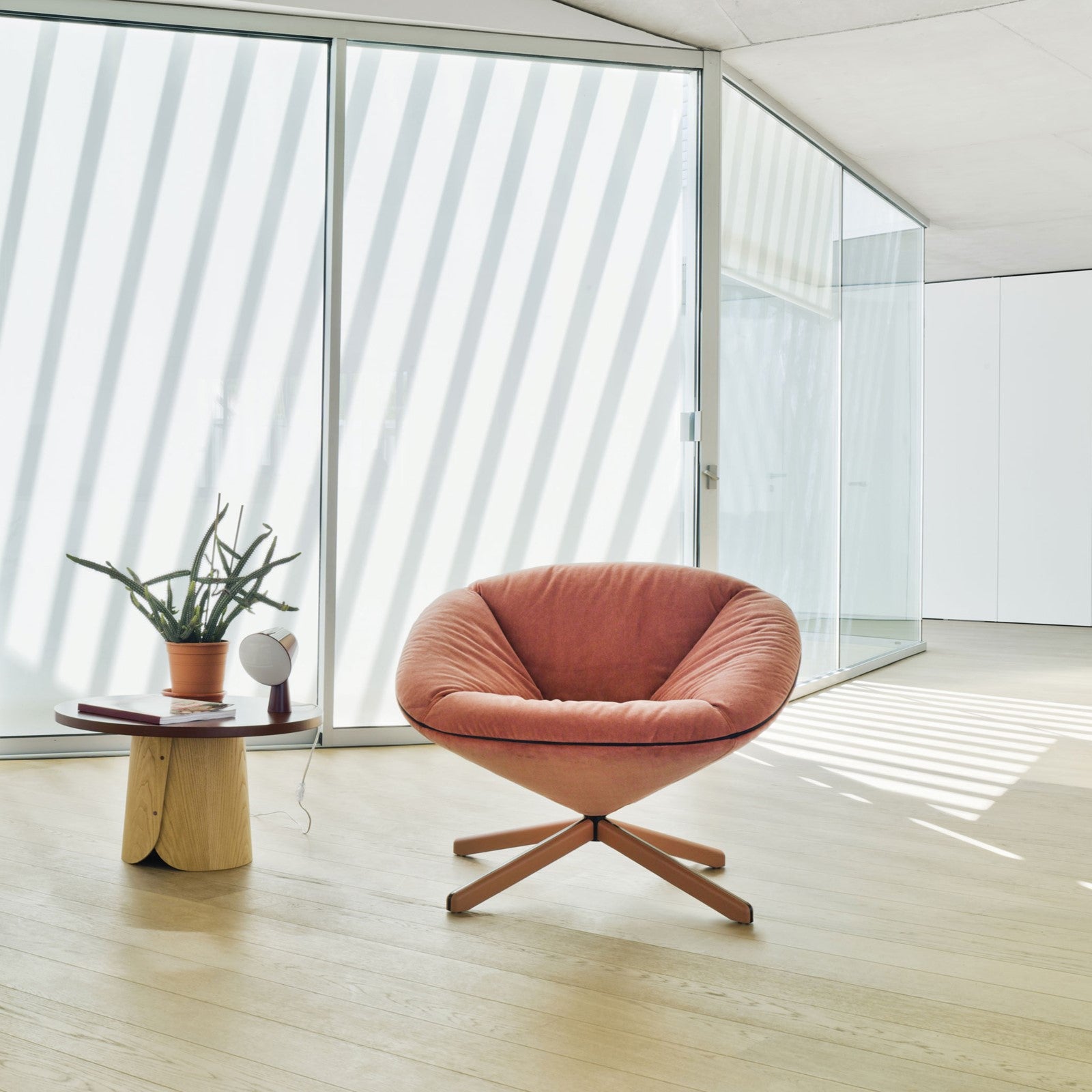 Tortuga Lounge Chair