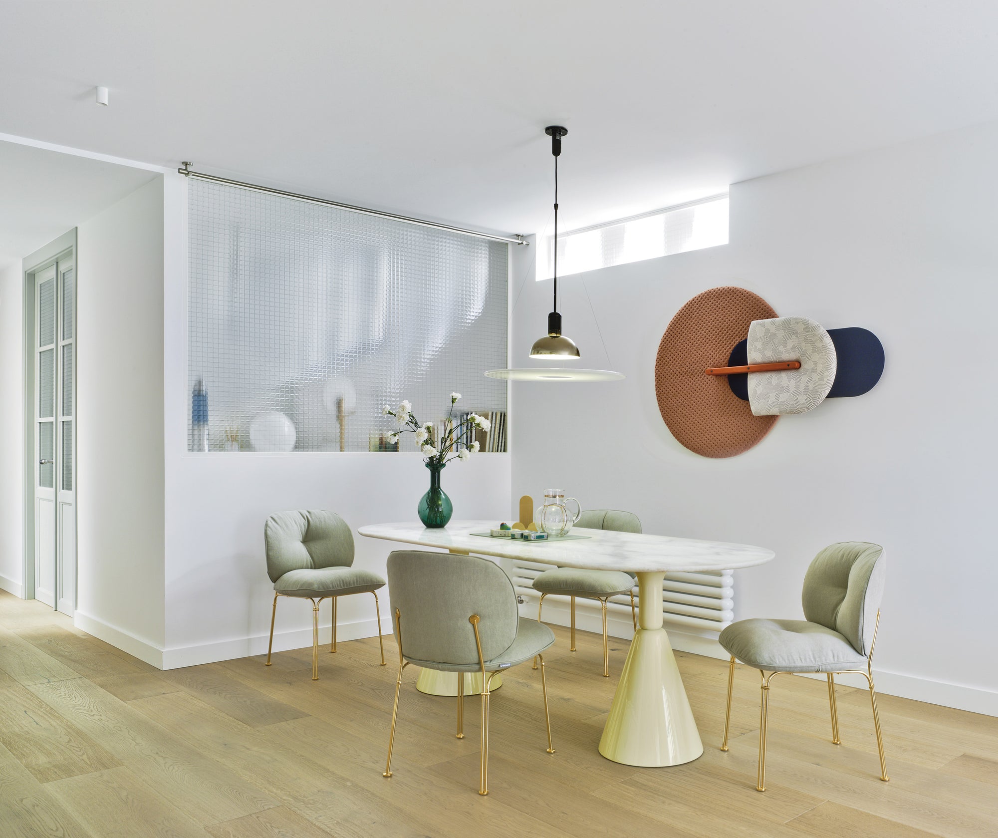 Pion Petra Dining Table