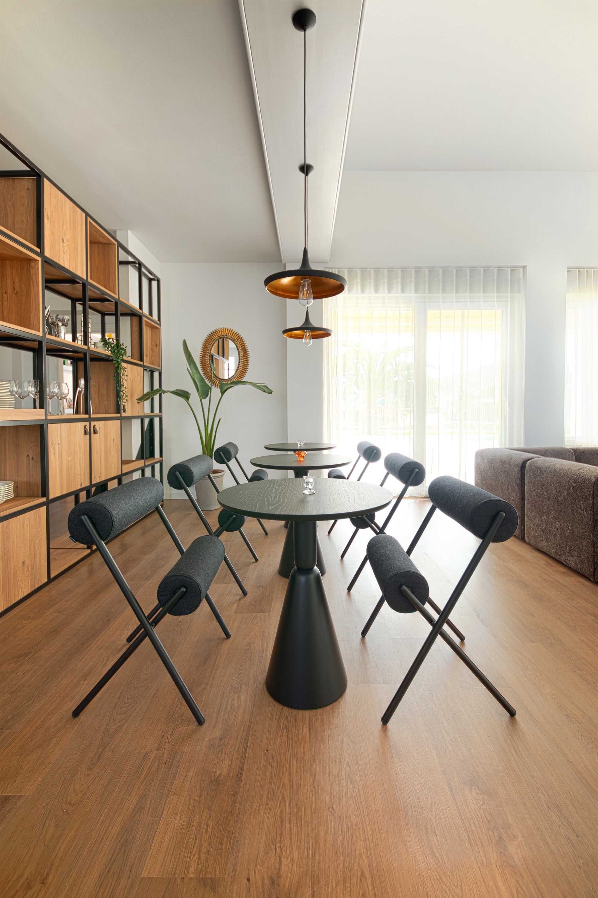 Pion Fresno Dining Table