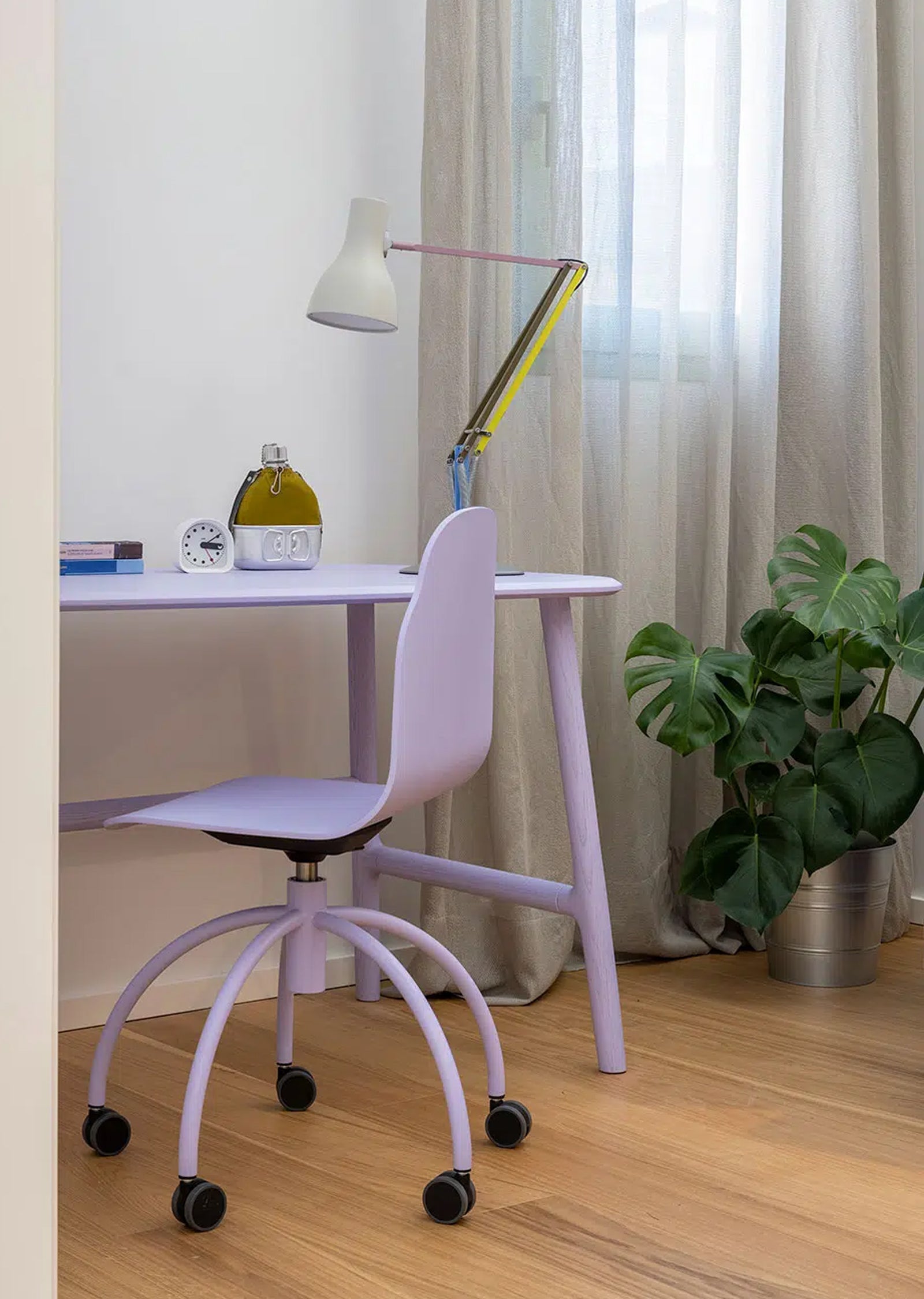 Body Desk Chair — Wood