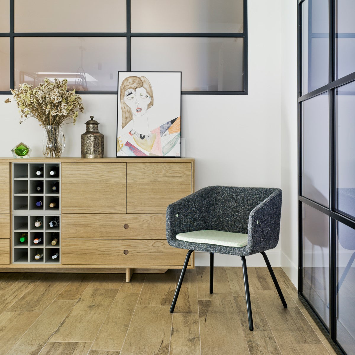 Collar Chair — Metal Legs
