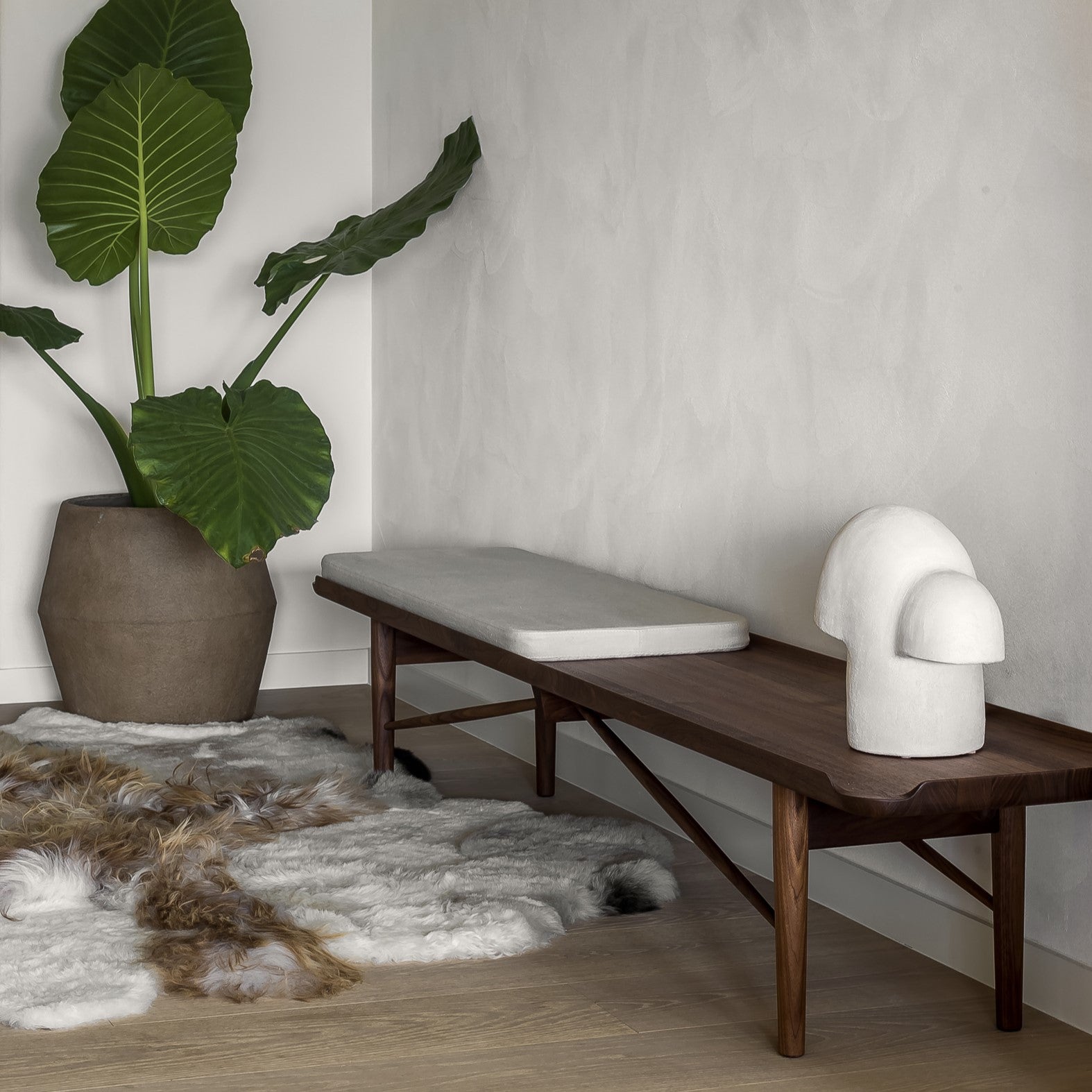 Cocktail Bench