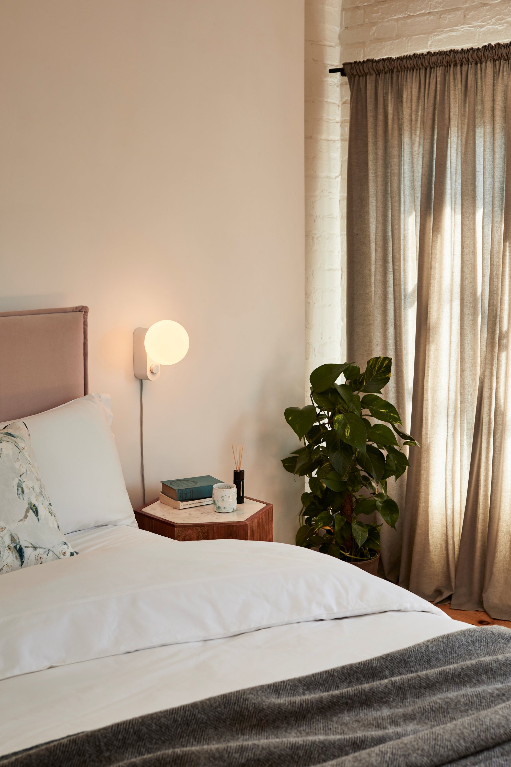 Alumina Table and Wall Lamp