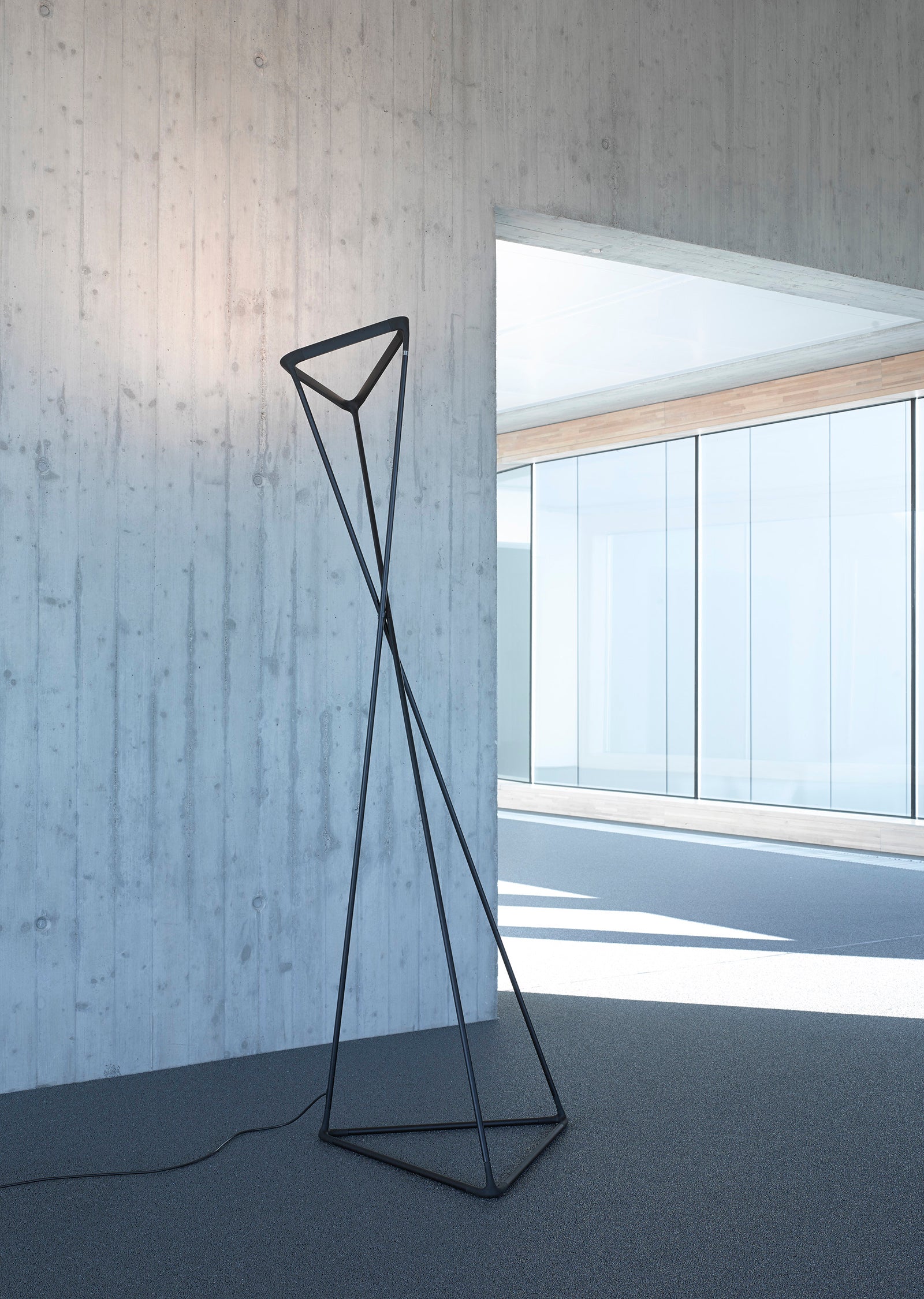 Tango Floor Lamp