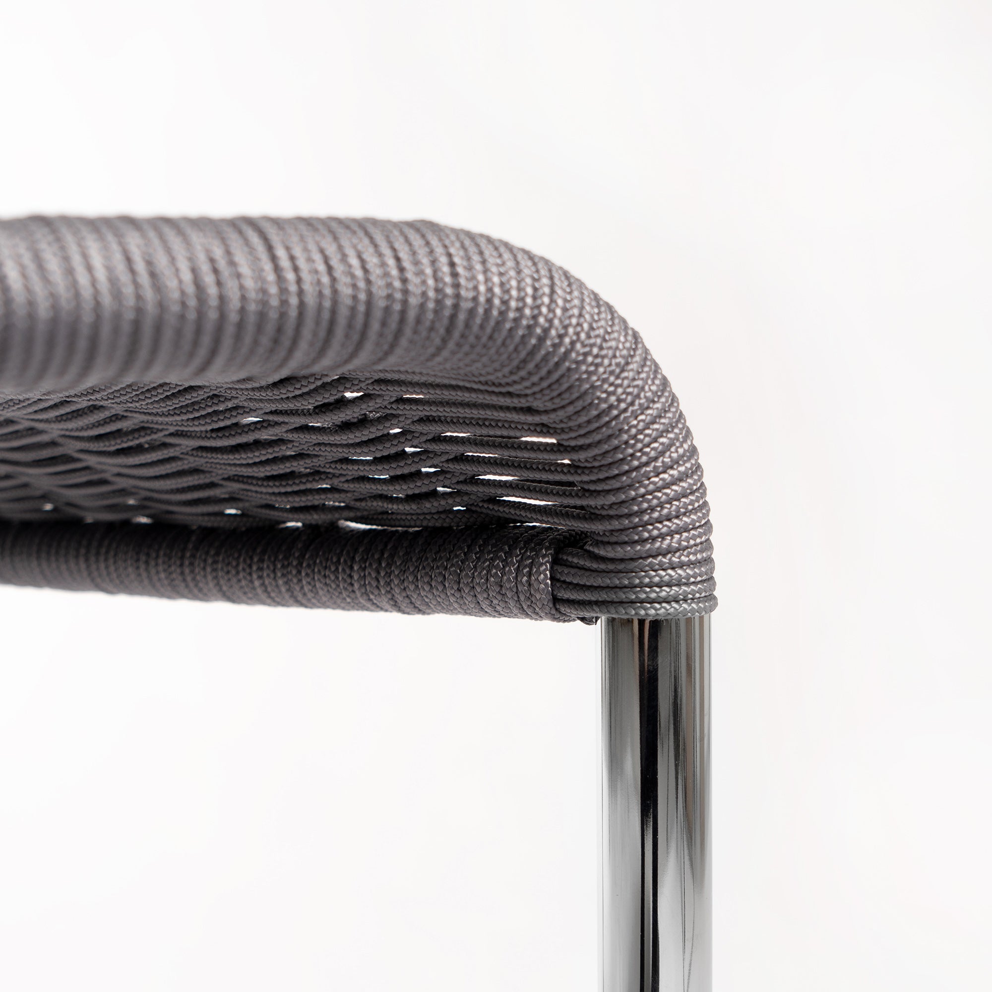 B25 Cantilever Chair