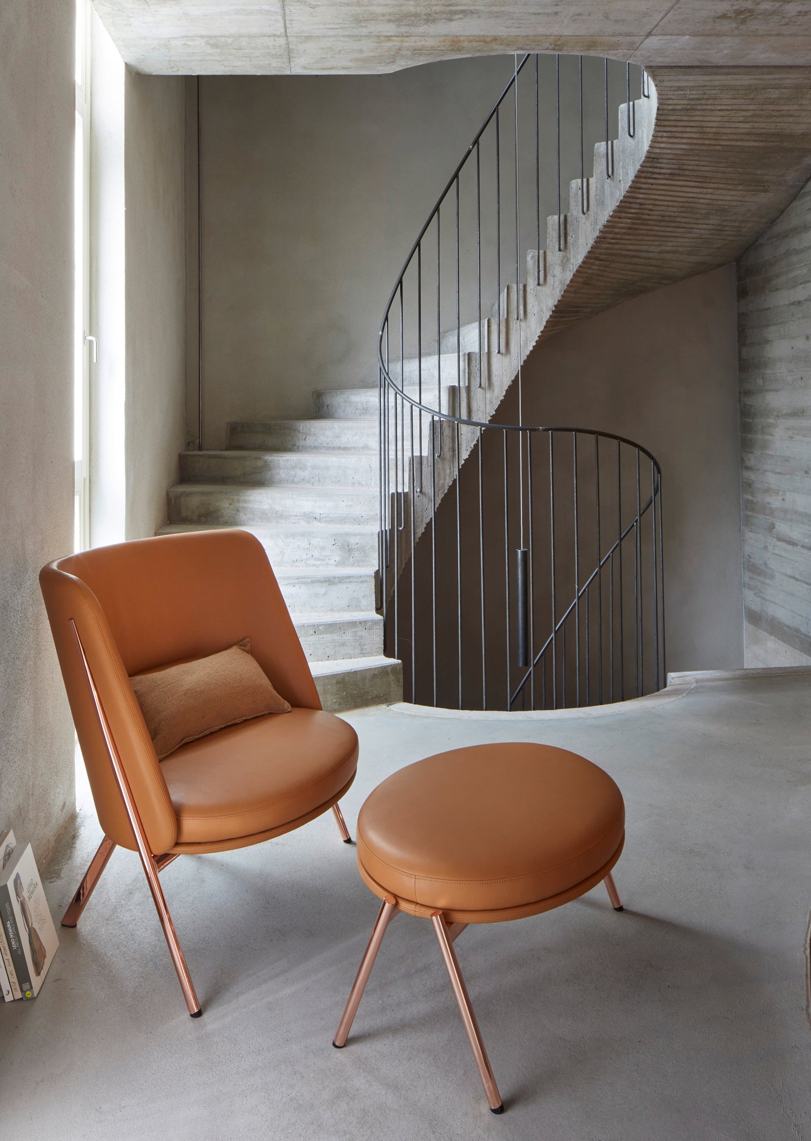 D70 Optimist Lounge Chair