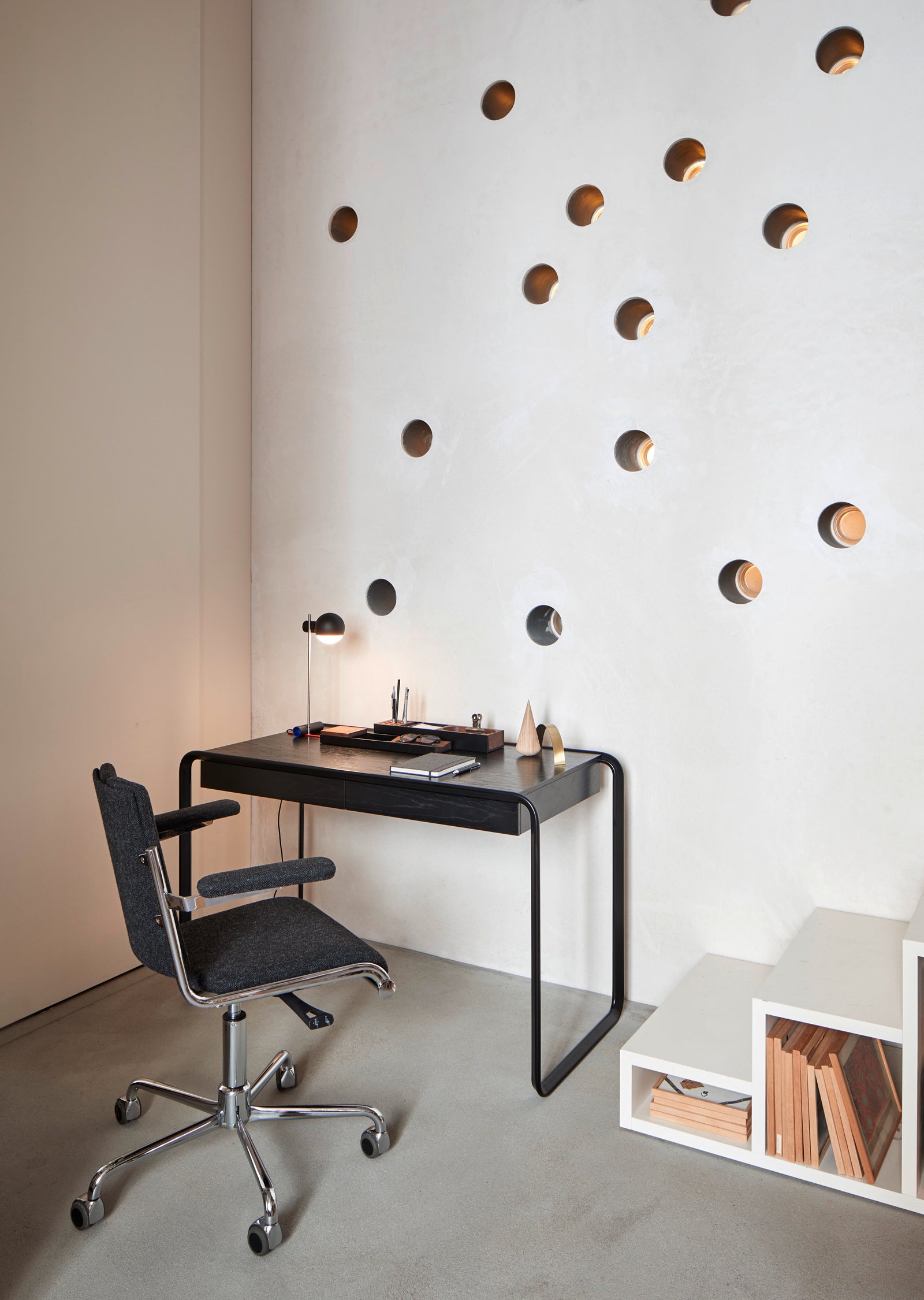K2D Oblique Desk