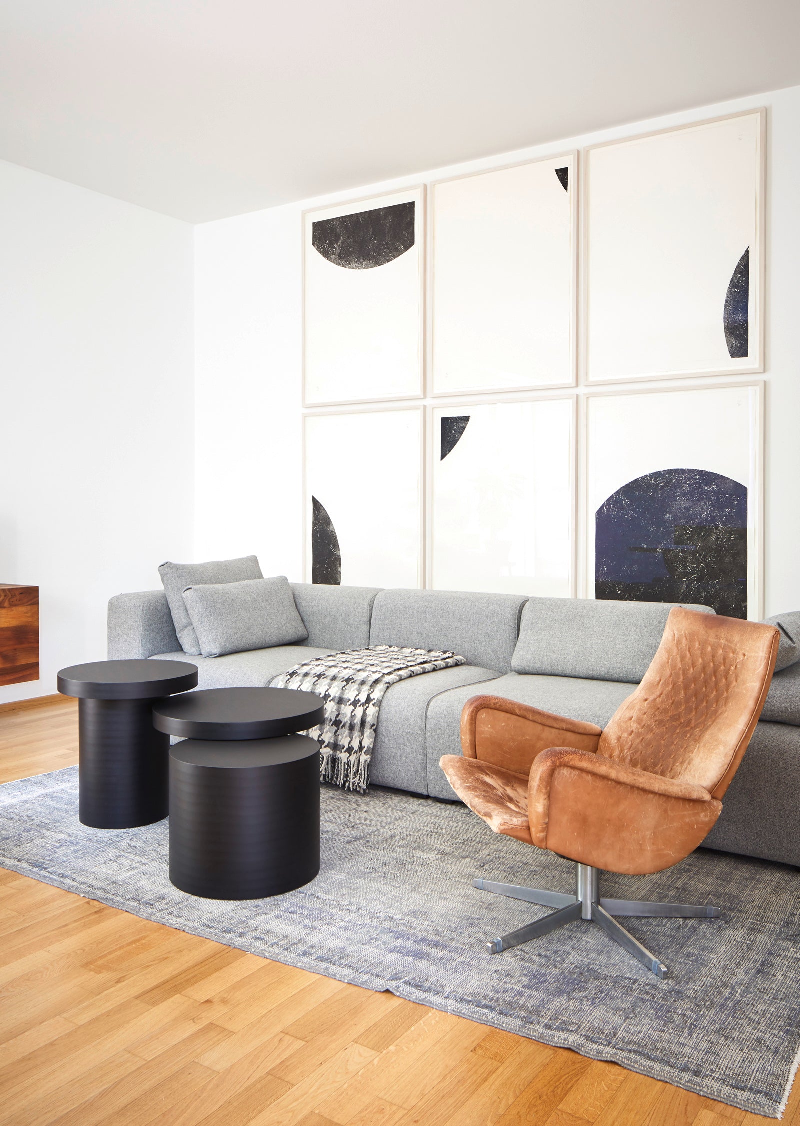 K8 Side and Coffee Table