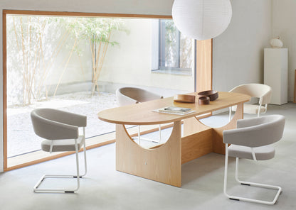 D9 Cantilever Chair — Fabric