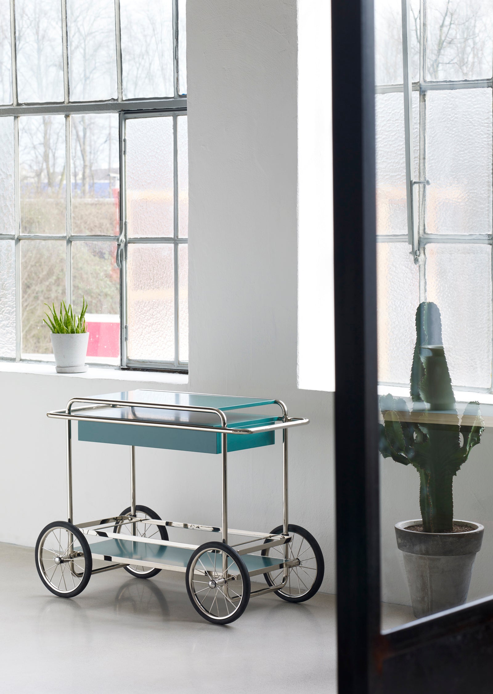 M4RS Console-Trolley