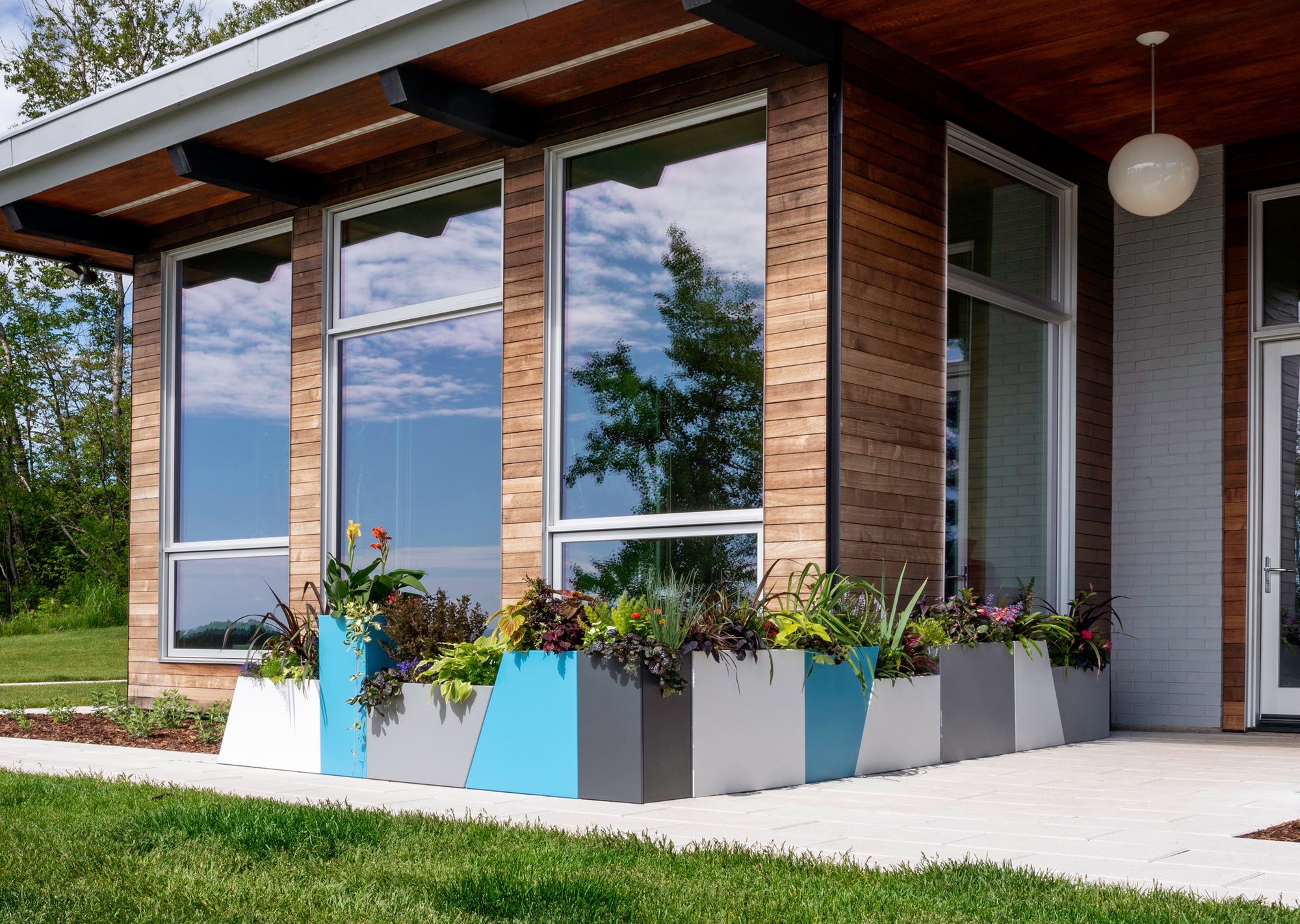 Tessellate Planter — Slope Standard and Slim