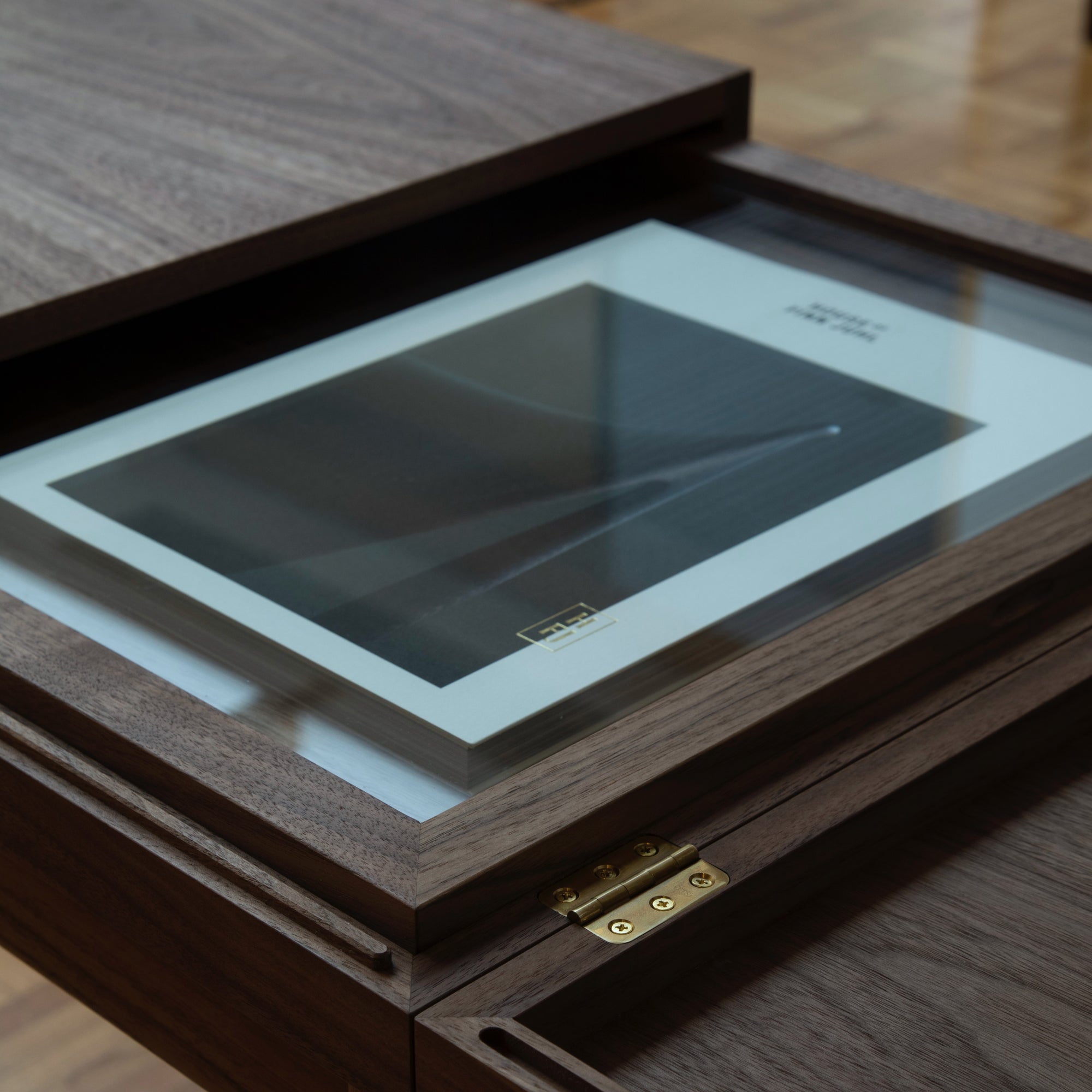 Art Collector's Table