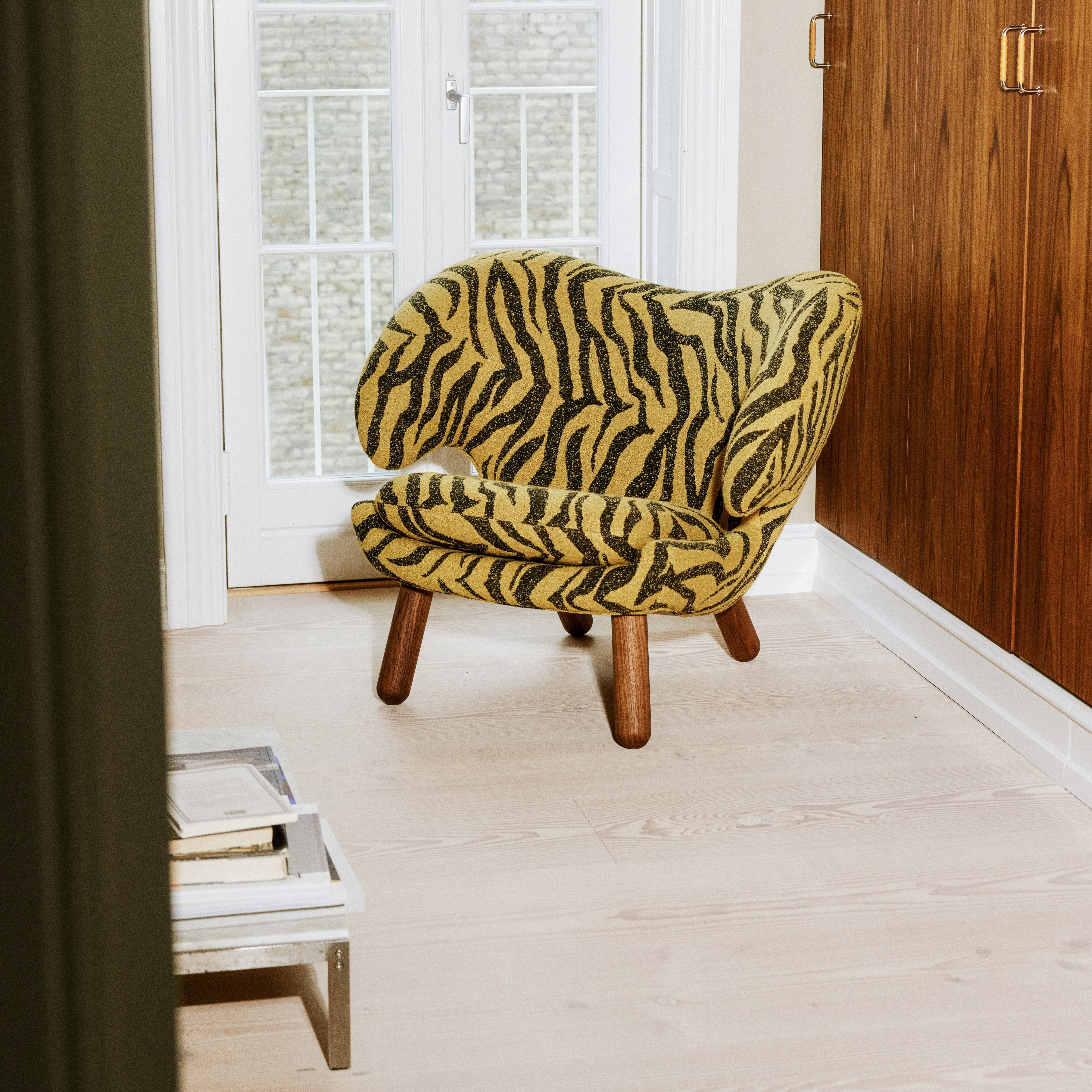 Pelican Chair