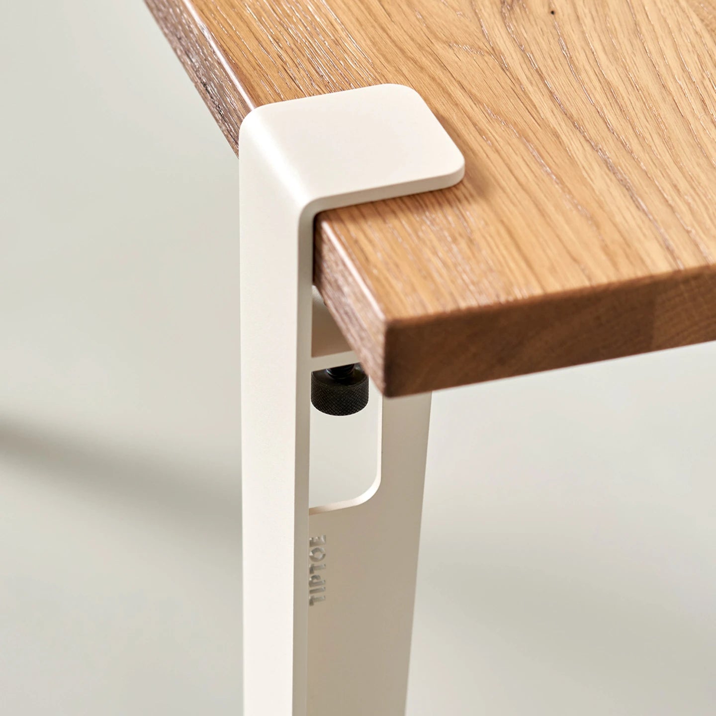 Tiptoe Table Legs