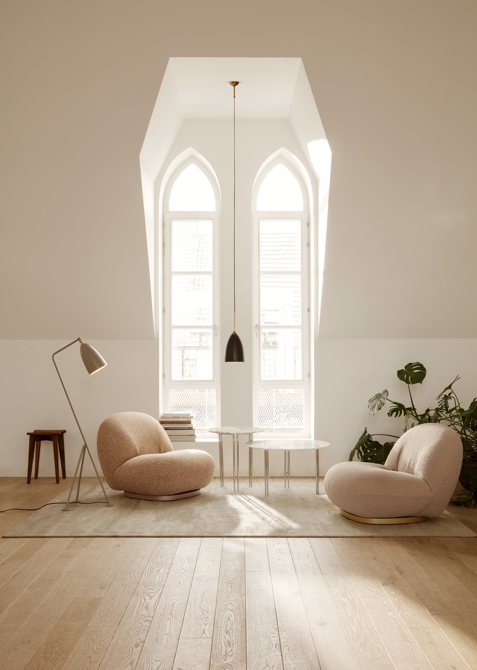 Gräshoppa Floor Lamp