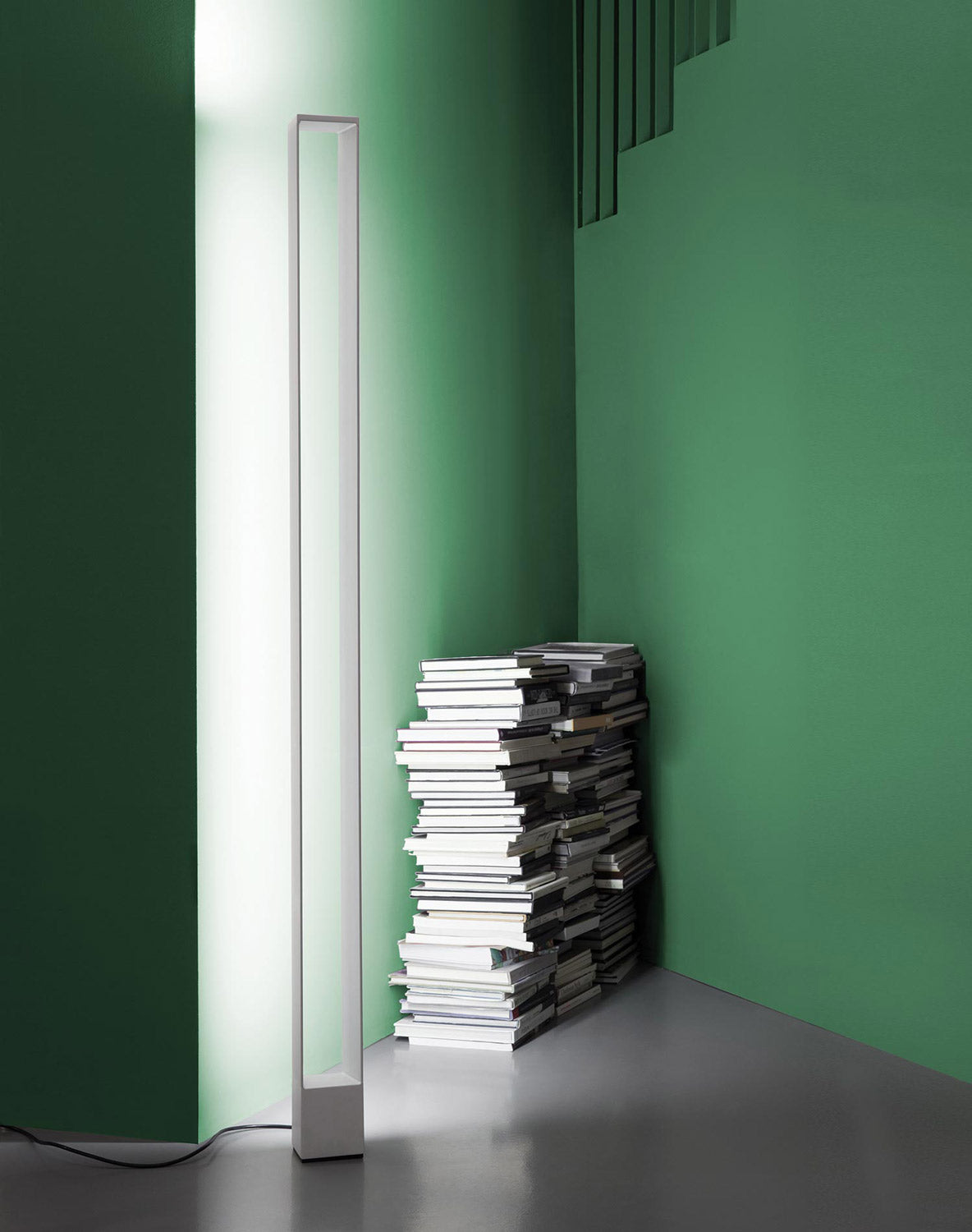 Tru Floor Lamp