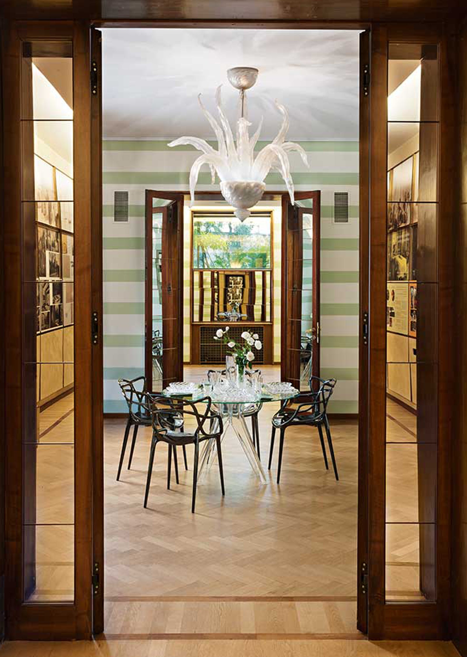 Masters Chair — Metal (Set of 2)