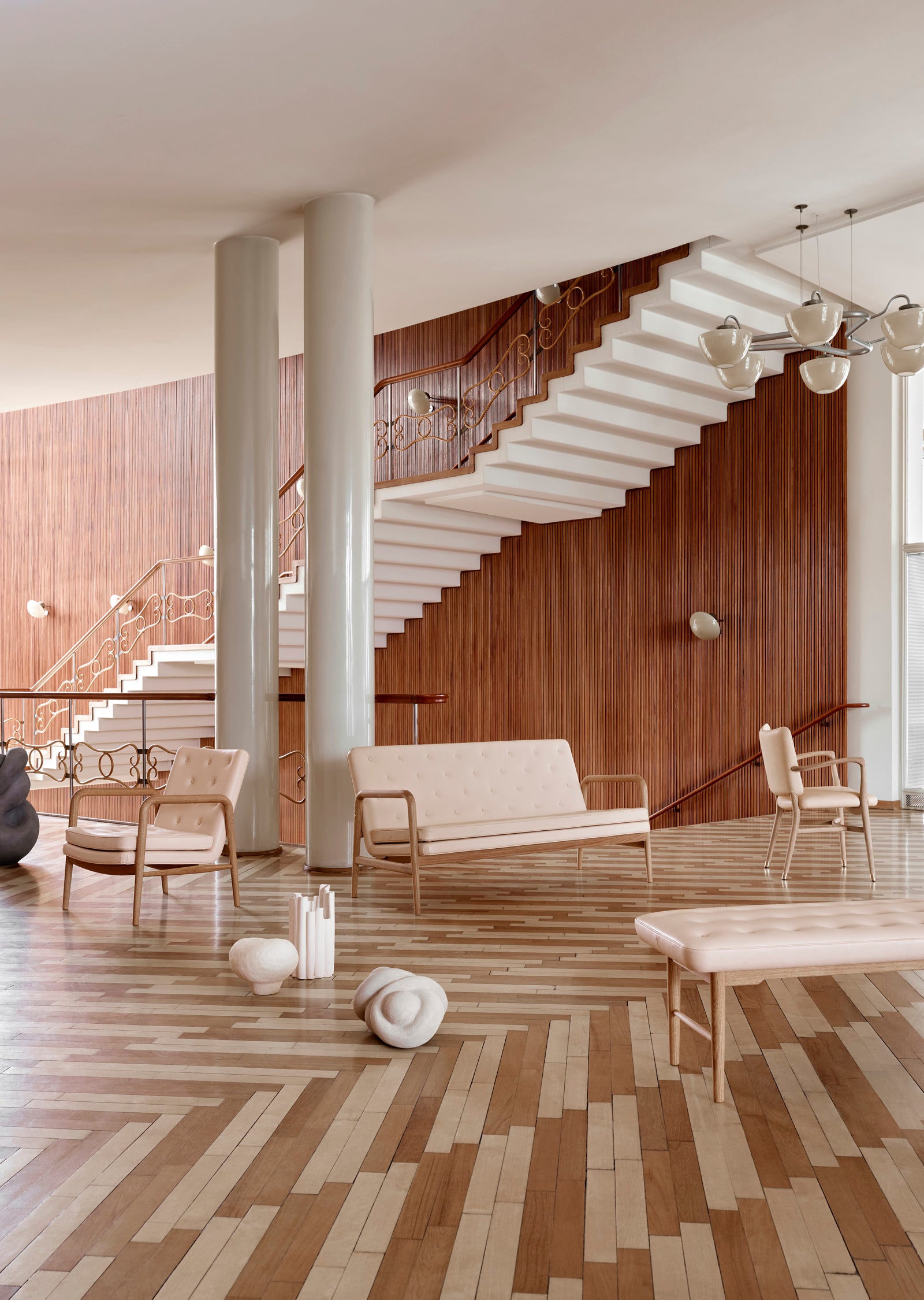 VLA77 Foyer Sofa