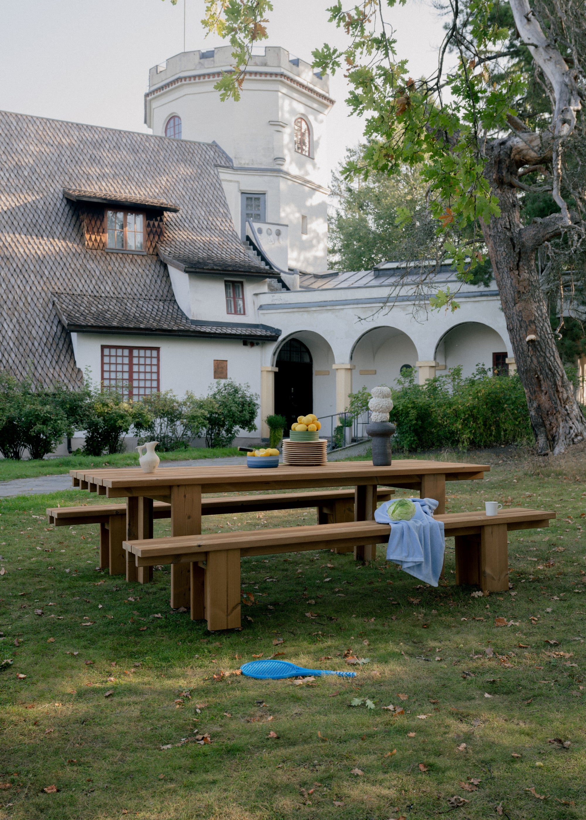 013 Osa Outdoor Bench