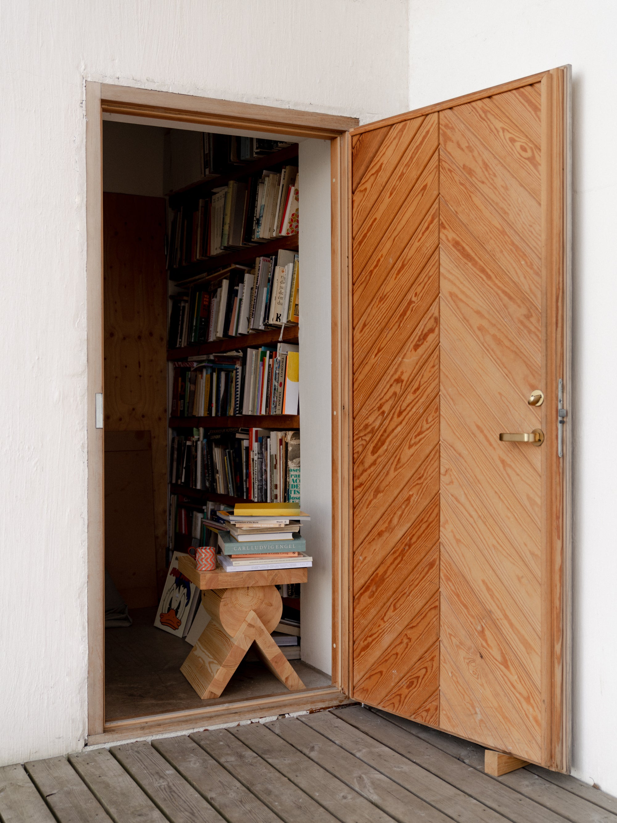 006 AA Side Table